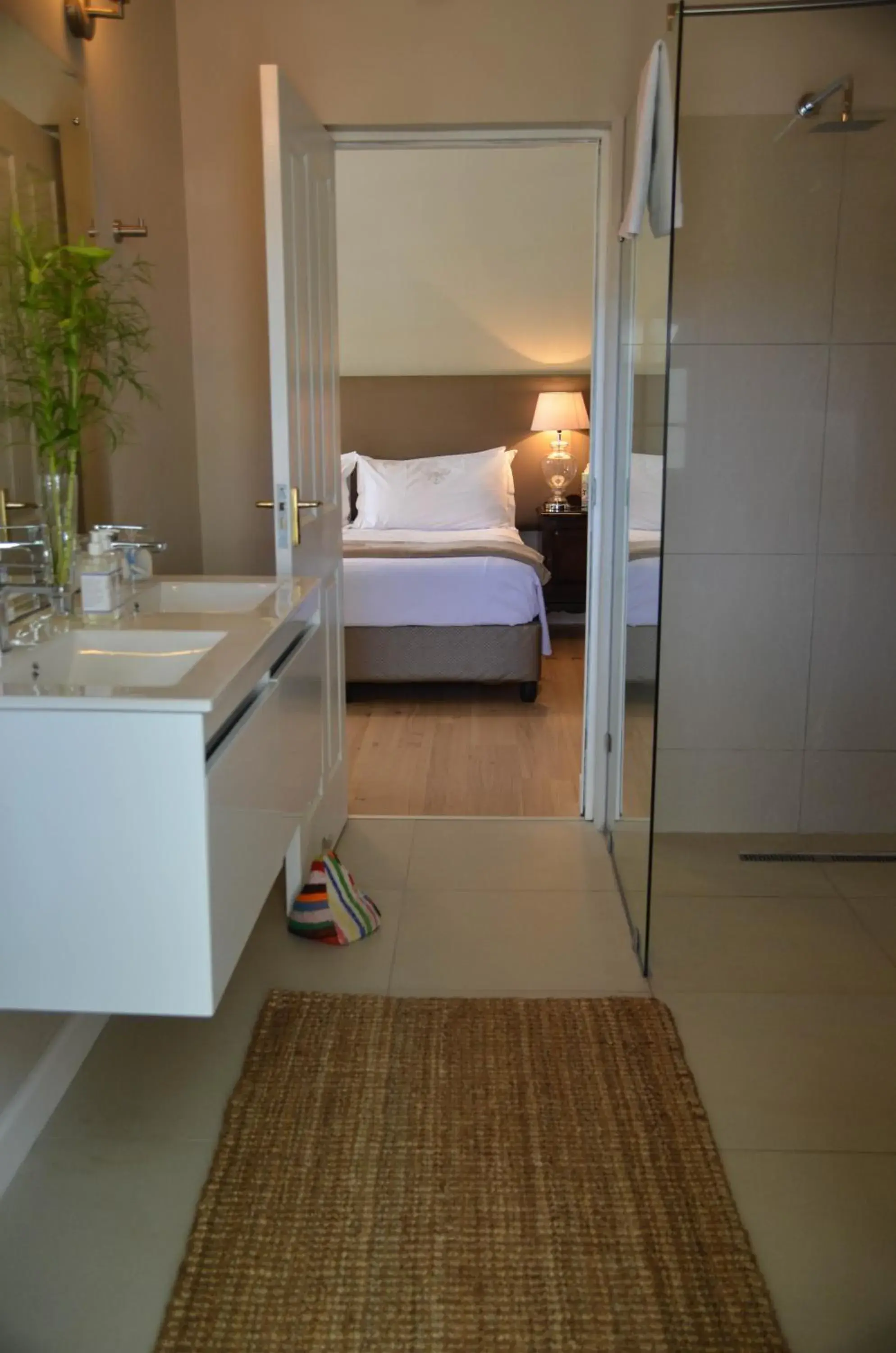 Twin/Double Room in In Abundance Guest House Twin/Double Room in In Abundance Guest House