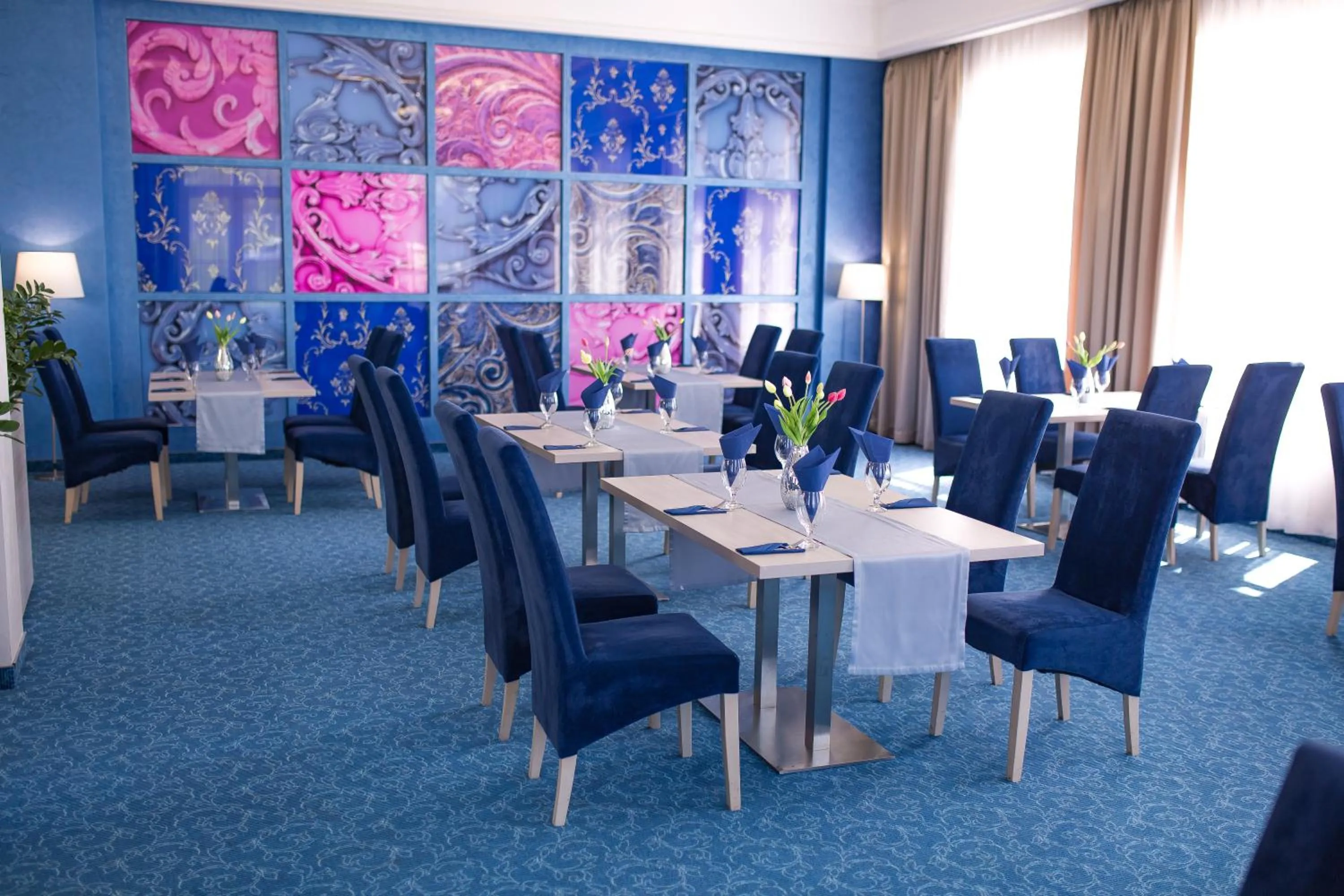 Restaurant/places to eat in Alabaster Rezydencja