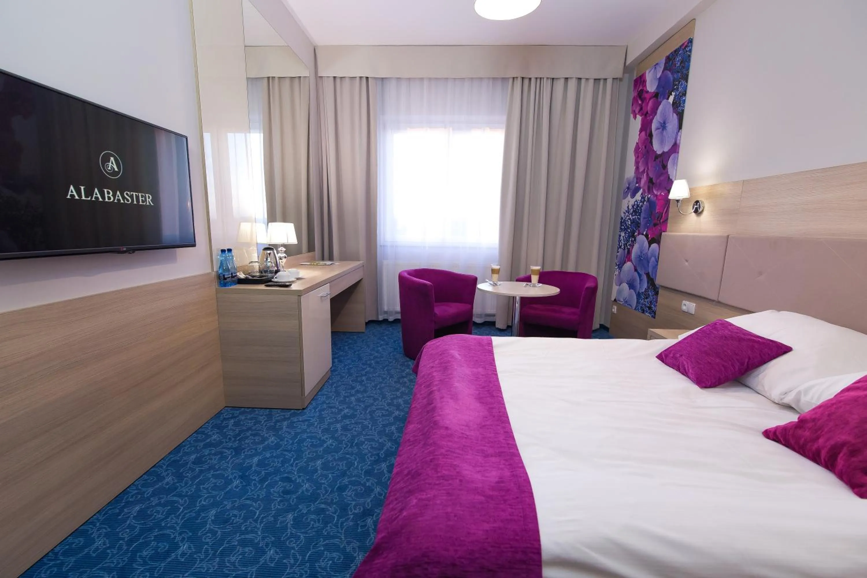 Photo of the whole room, Bed in Alabaster Rezydencja