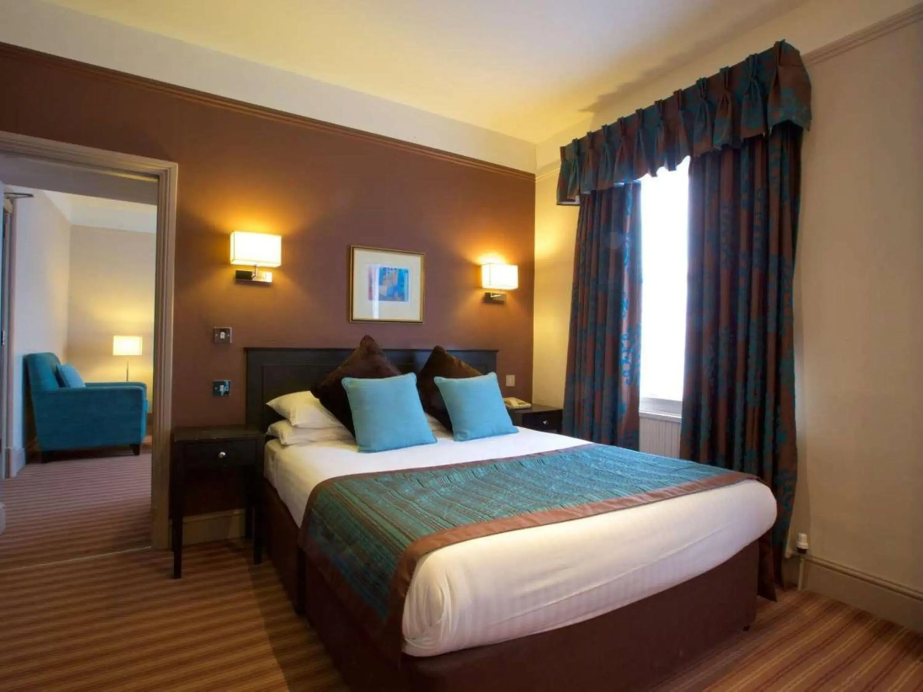 Suite - single occupancy in Stourport Manor Hotel Suite - single occupancy in Stourport Manor Hotel