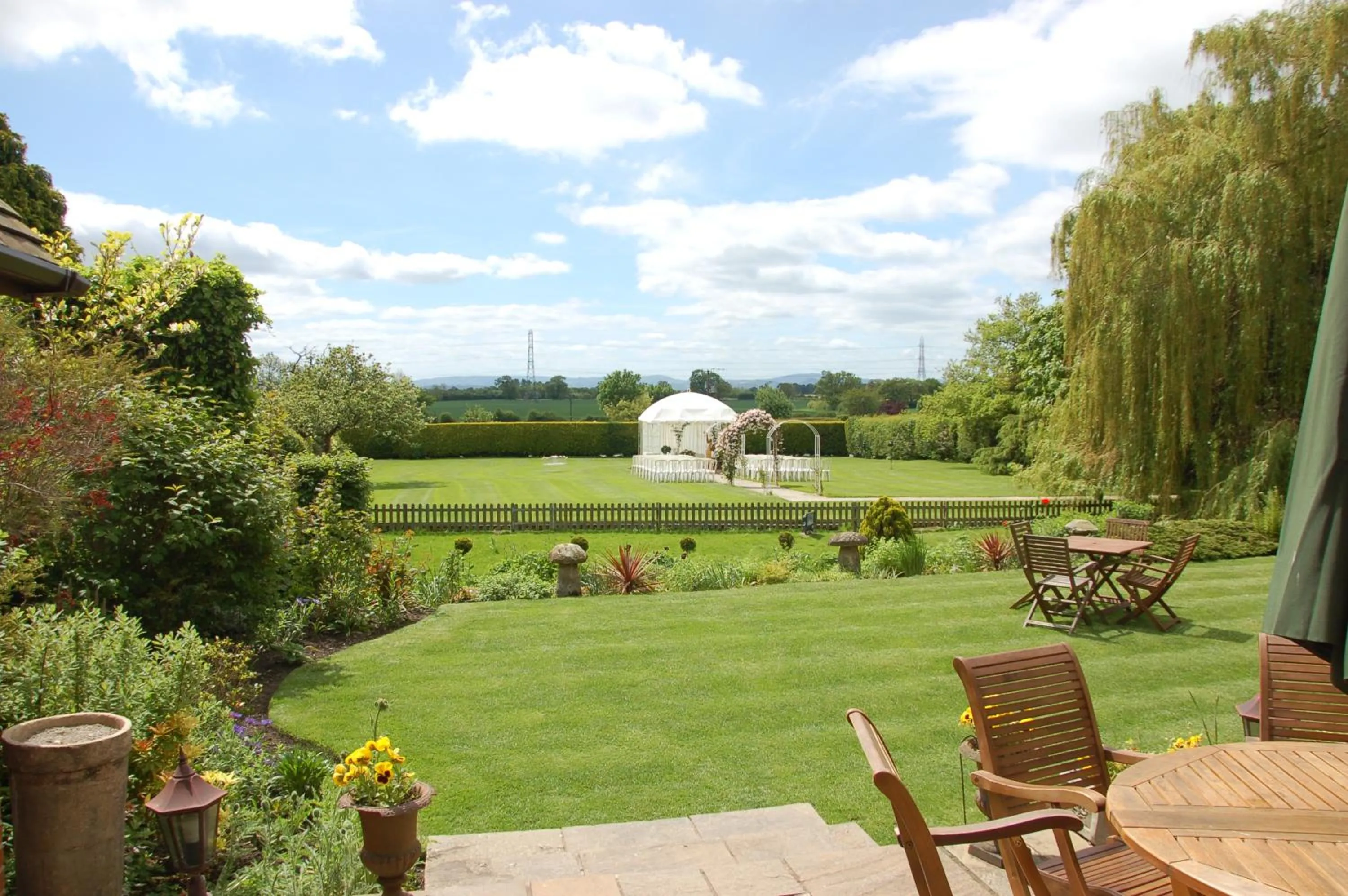 Garden in Albright Hussey Manor