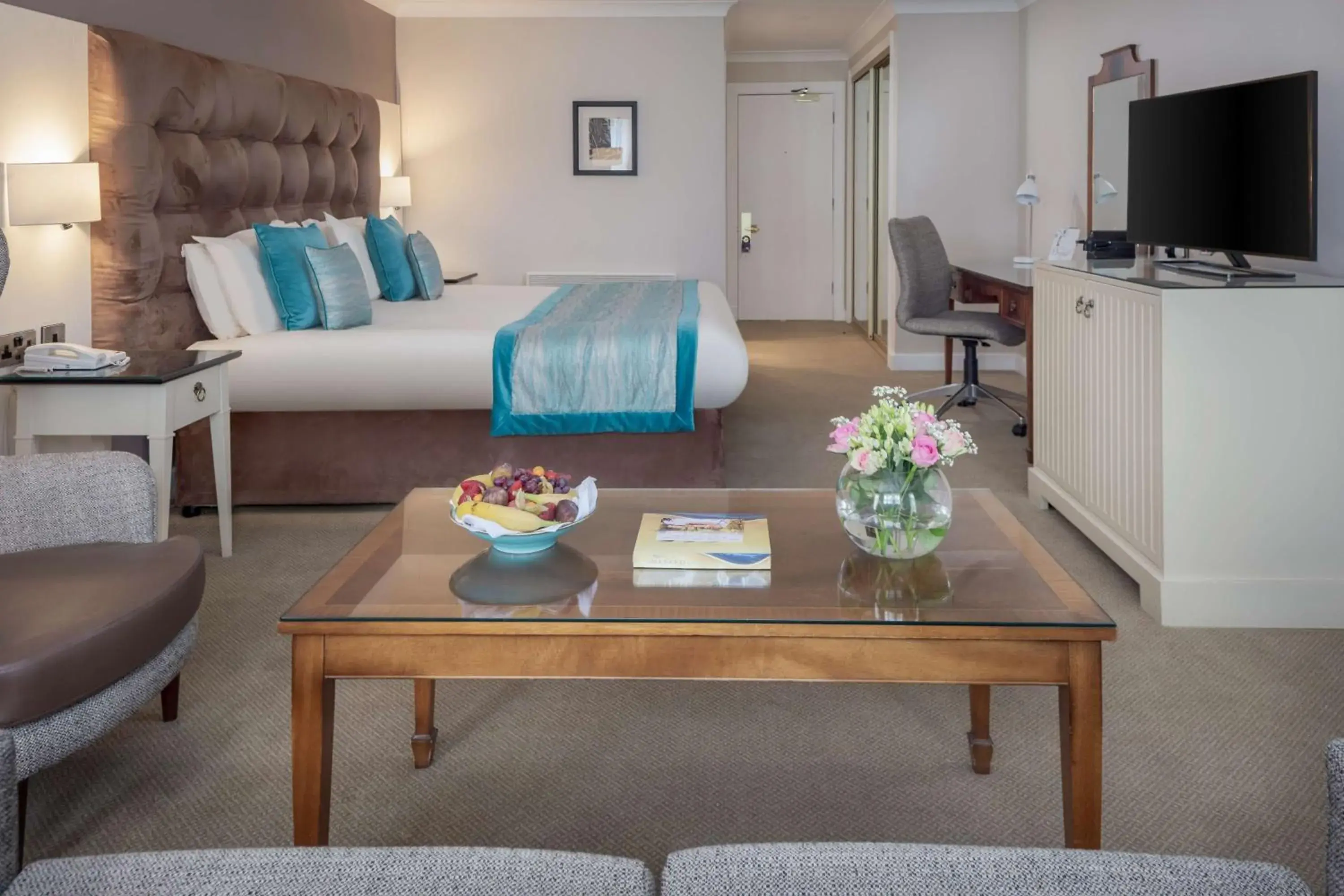 Bedroom in Albrighton Hall Hotel and Spa, a member of Radisson Individuals Bedroom in Albrighton Hall Hotel and Spa, a member of Radisson Individuals