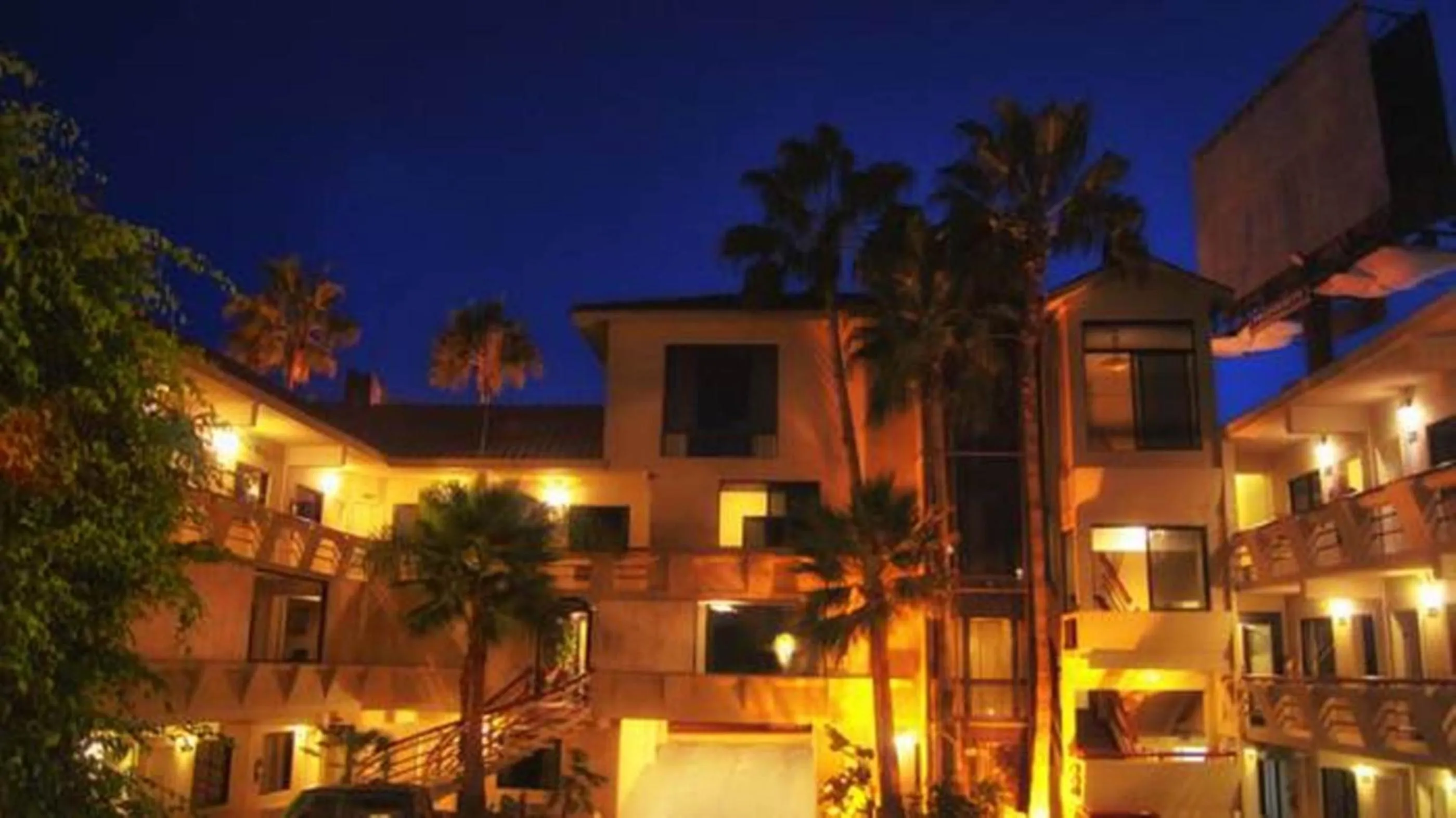 Facade/entrance in Hotel Frontiere Tijuana