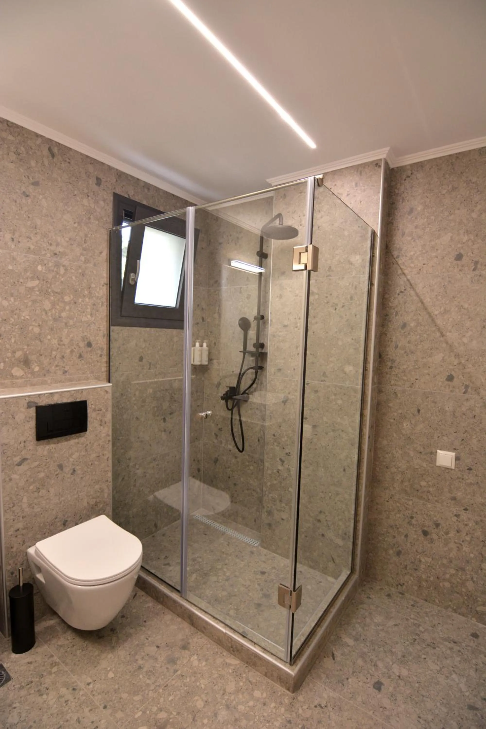 Shower in Mavili Luxury Apartments