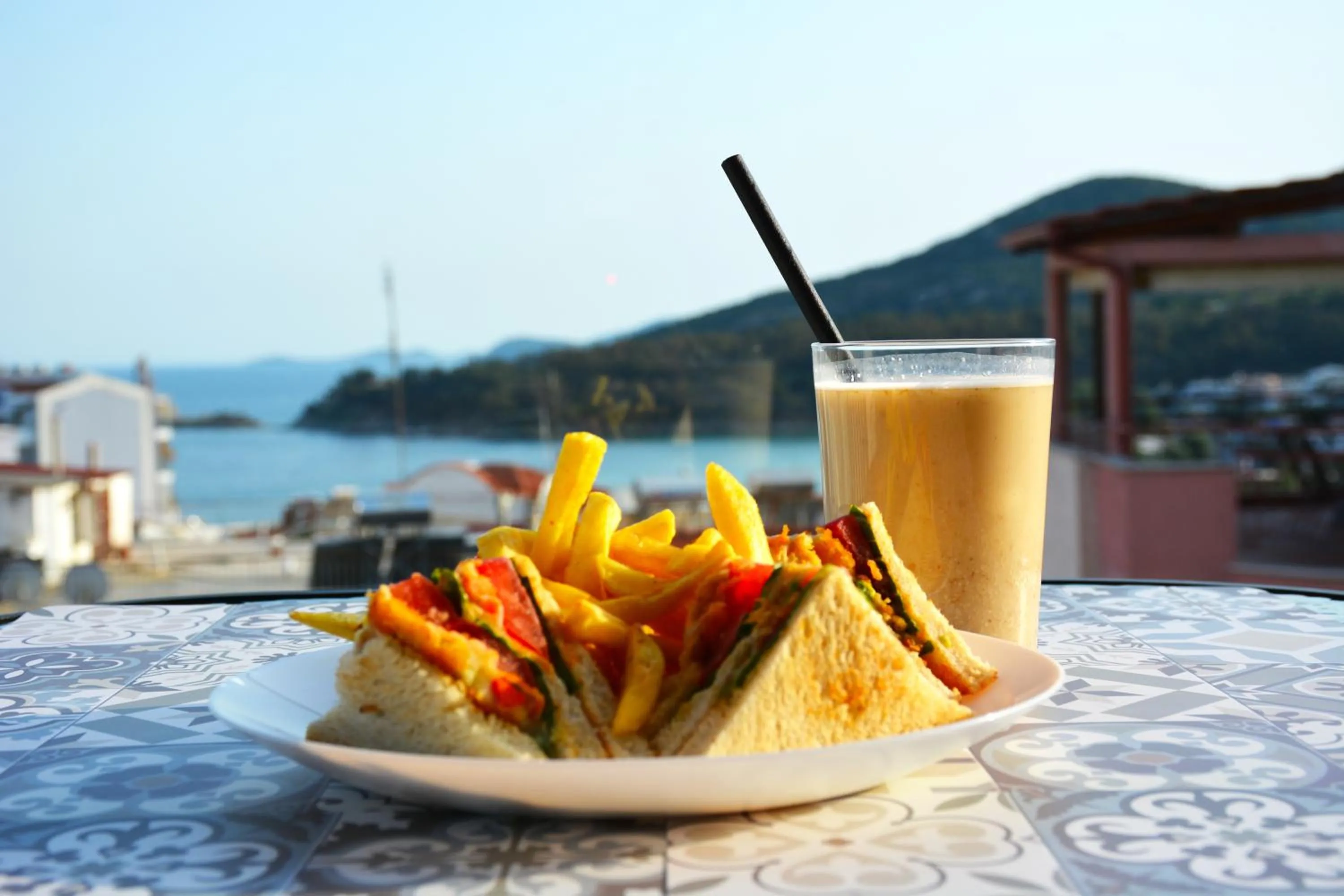 Breakfast in Mavili Luxury Apartments