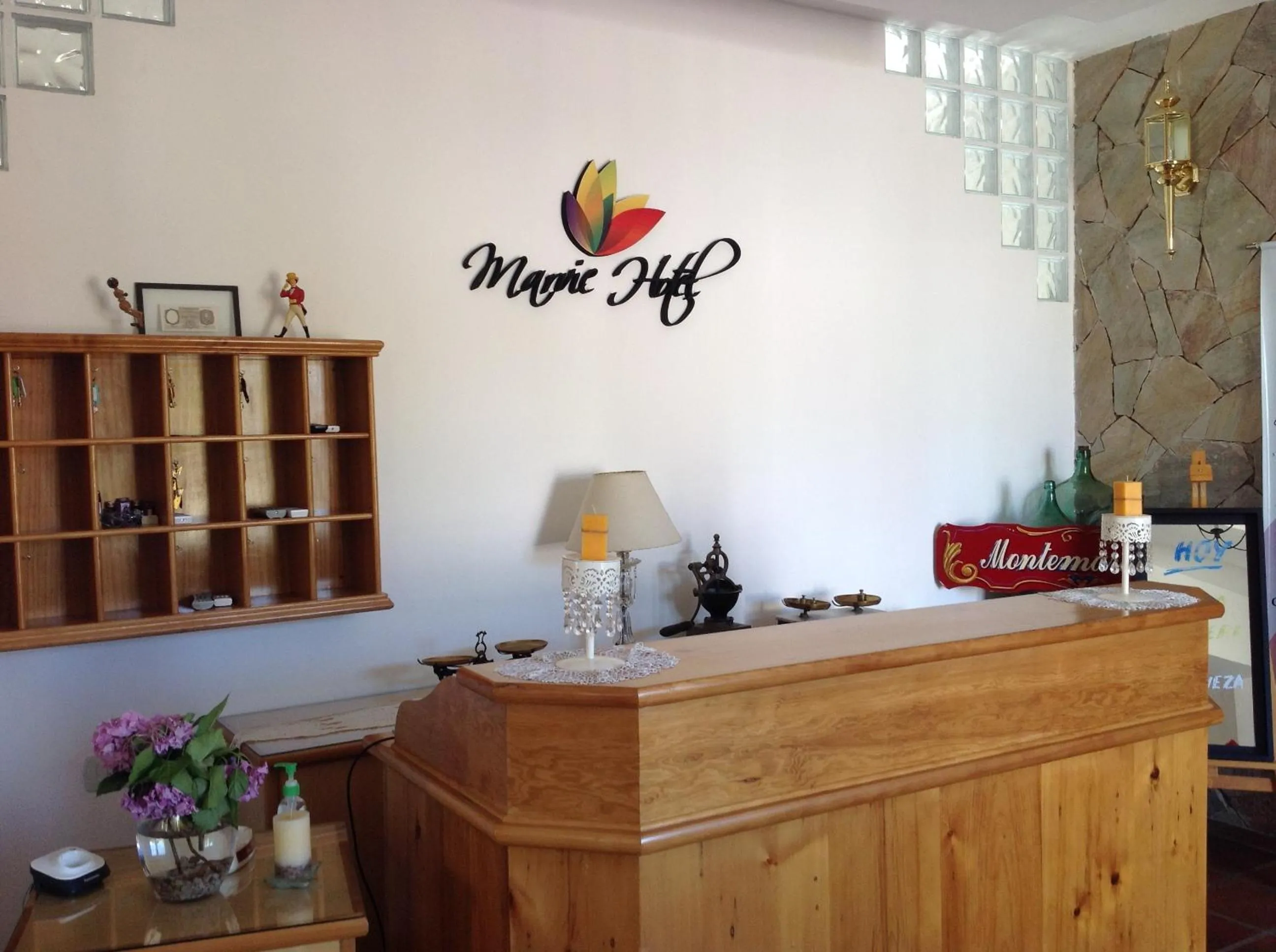 Lobby or reception in Marvic Hotel