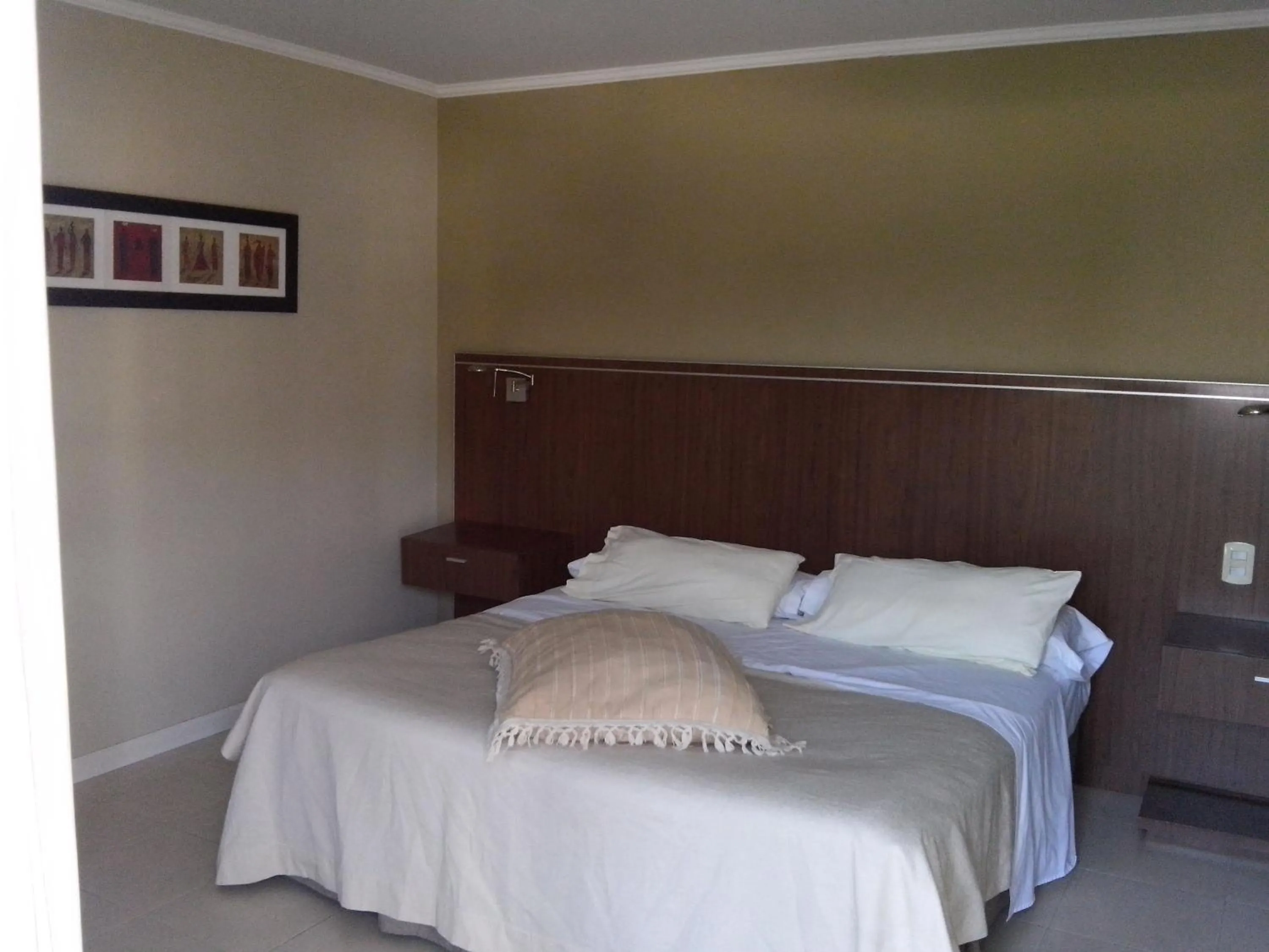 Photo of the whole room, Bed in Marvic Hotel