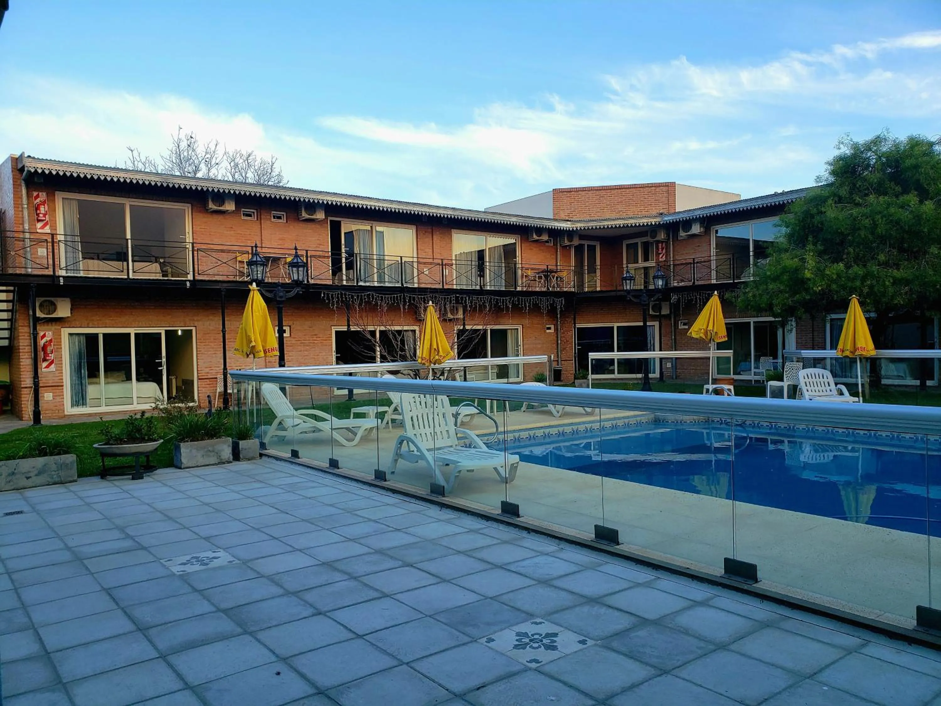 Marvic Hotel