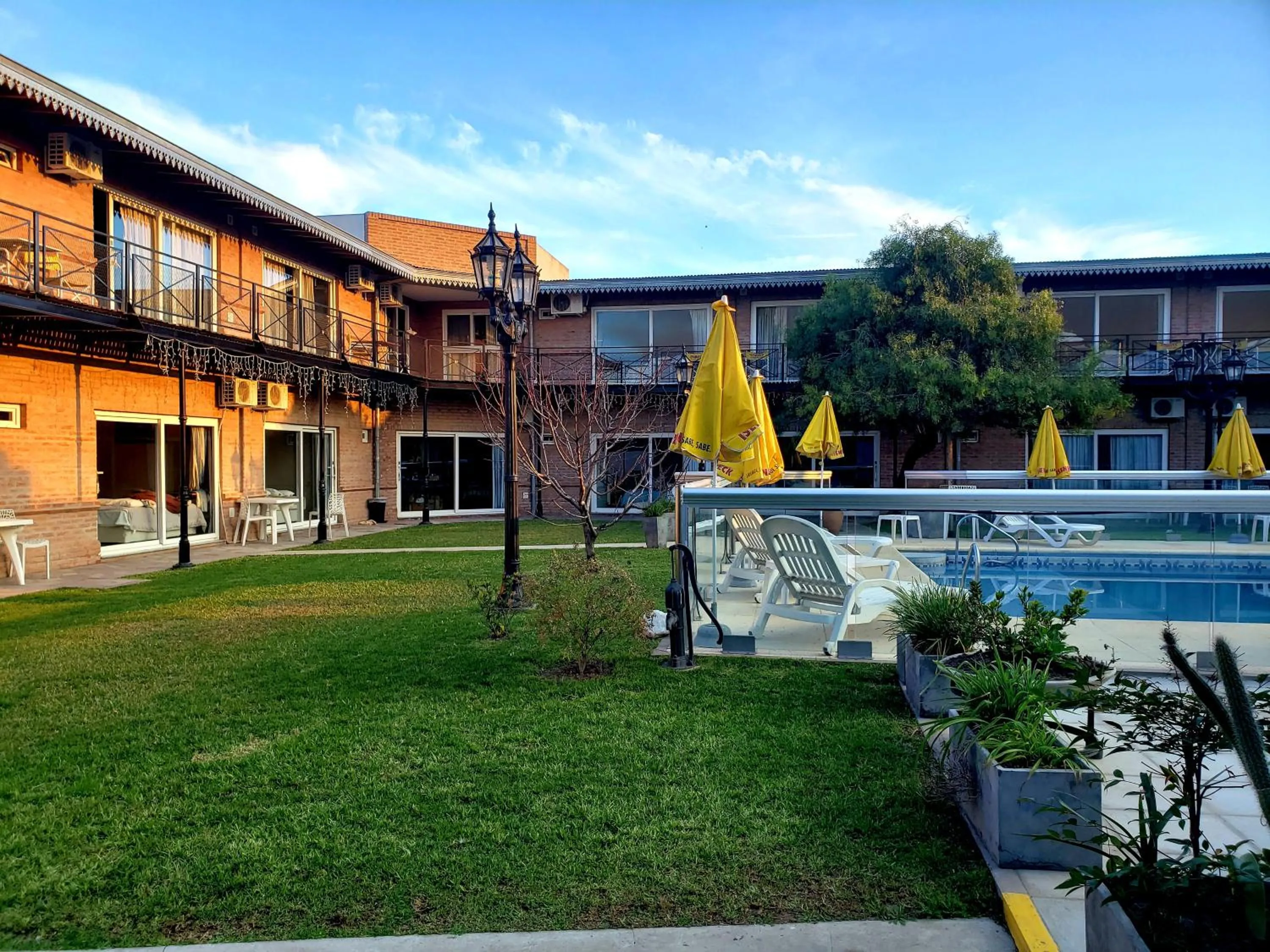 Marvic Hotel