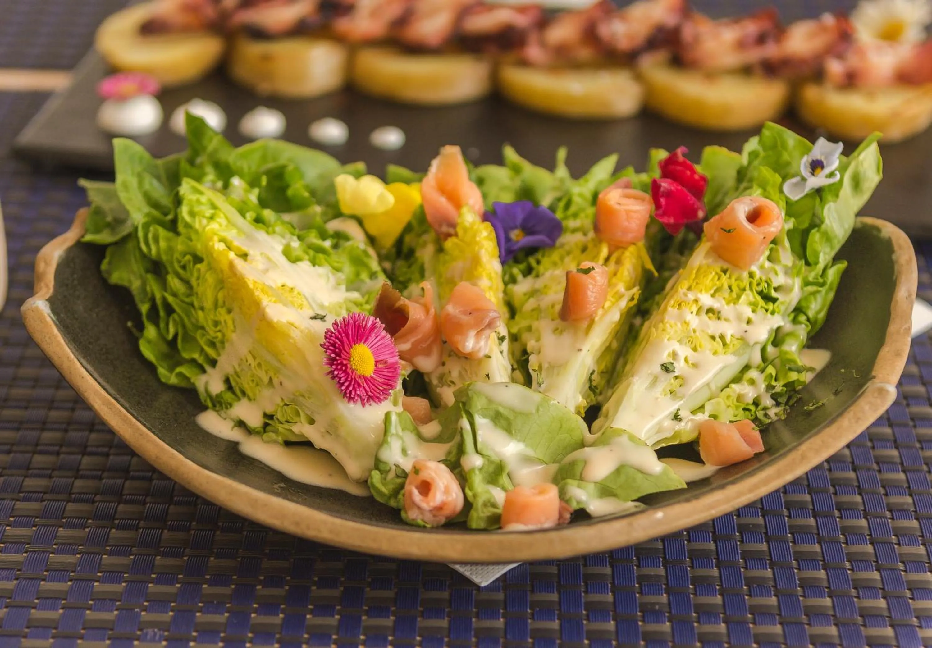 Food and drinks in FERGUS Club Carema Splash