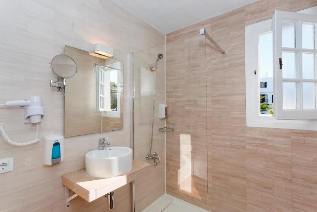 Bathroom in FERGUS Club Carema Splash