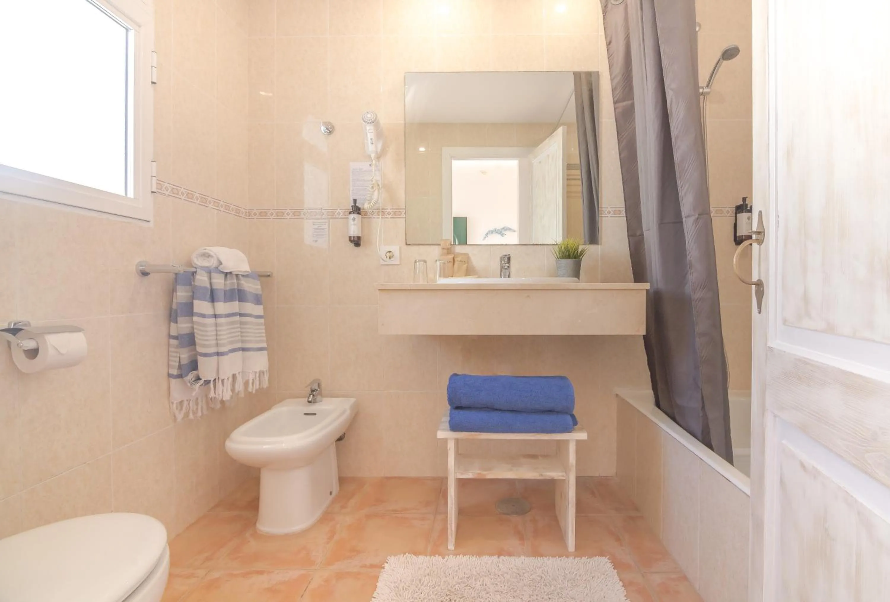 Bathroom in FERGUS Club Carema Splash