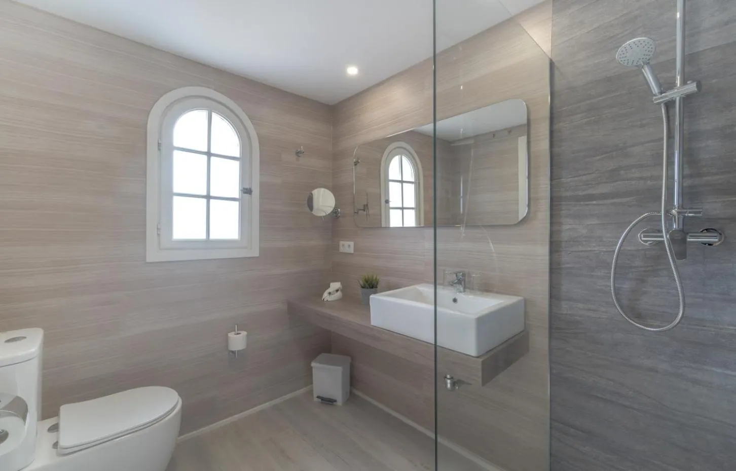 Bathroom in FERGUS Club Carema Splash