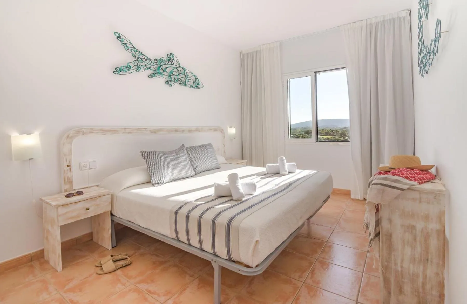 Bedroom, Bed in FERGUS Club Carema Splash