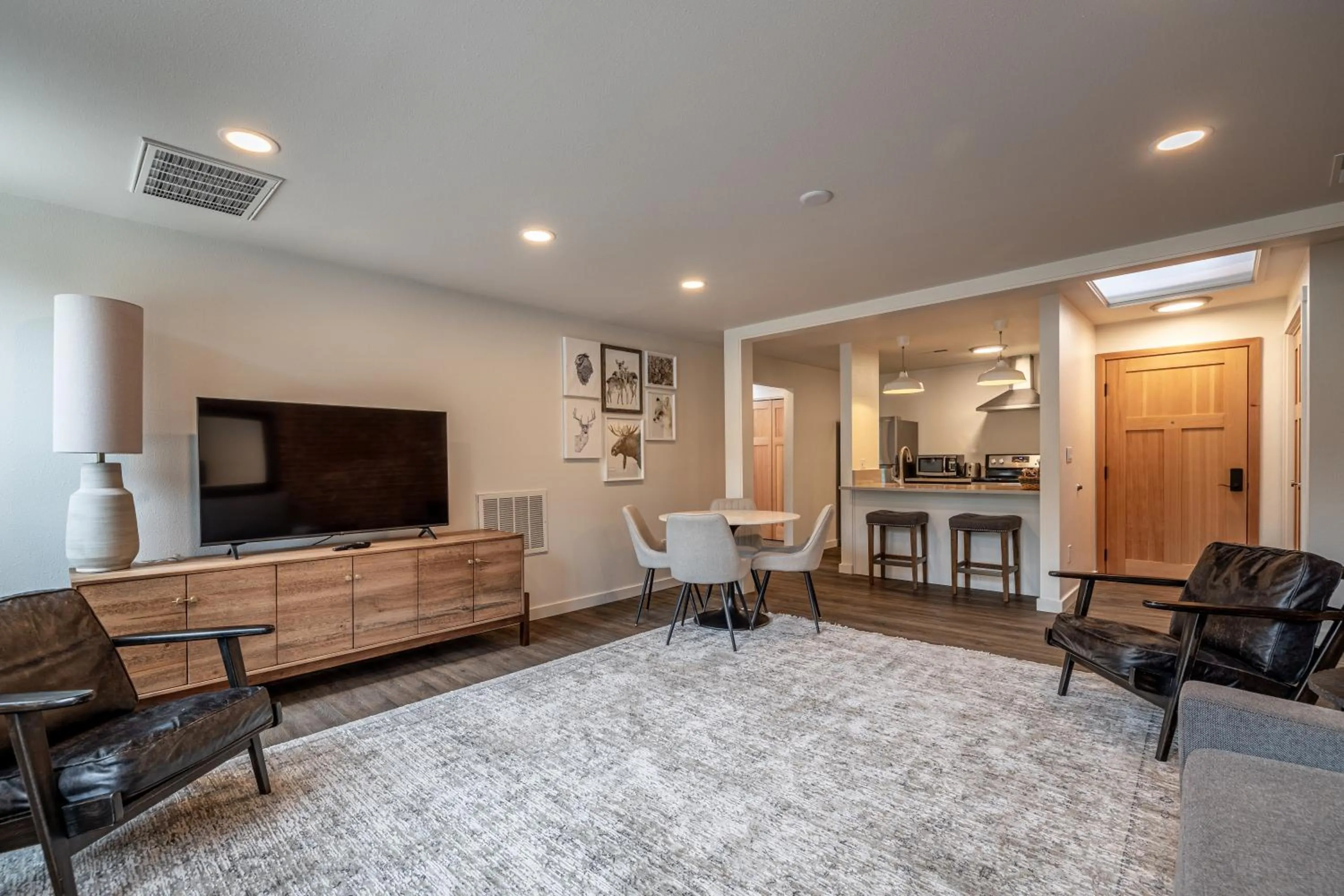 TV and multimedia in Bavarian Lodge Suites
