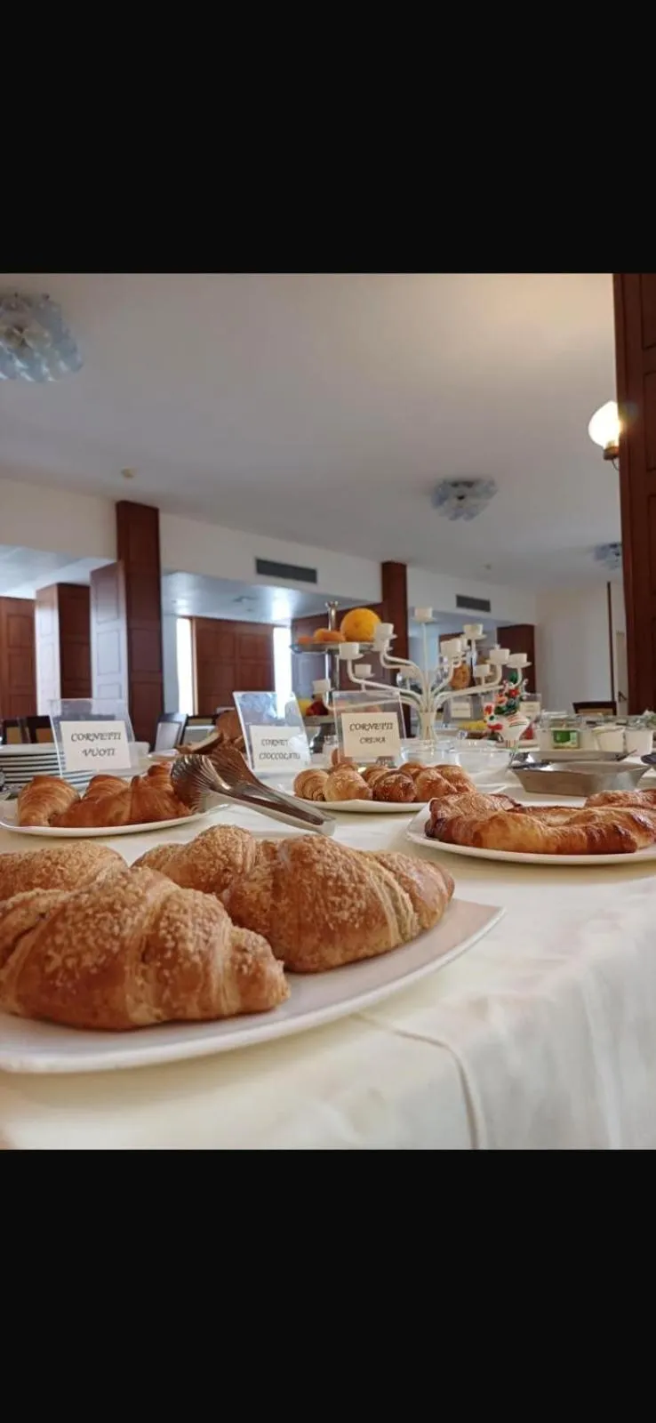 Food and drinks in Hotel Sacco
