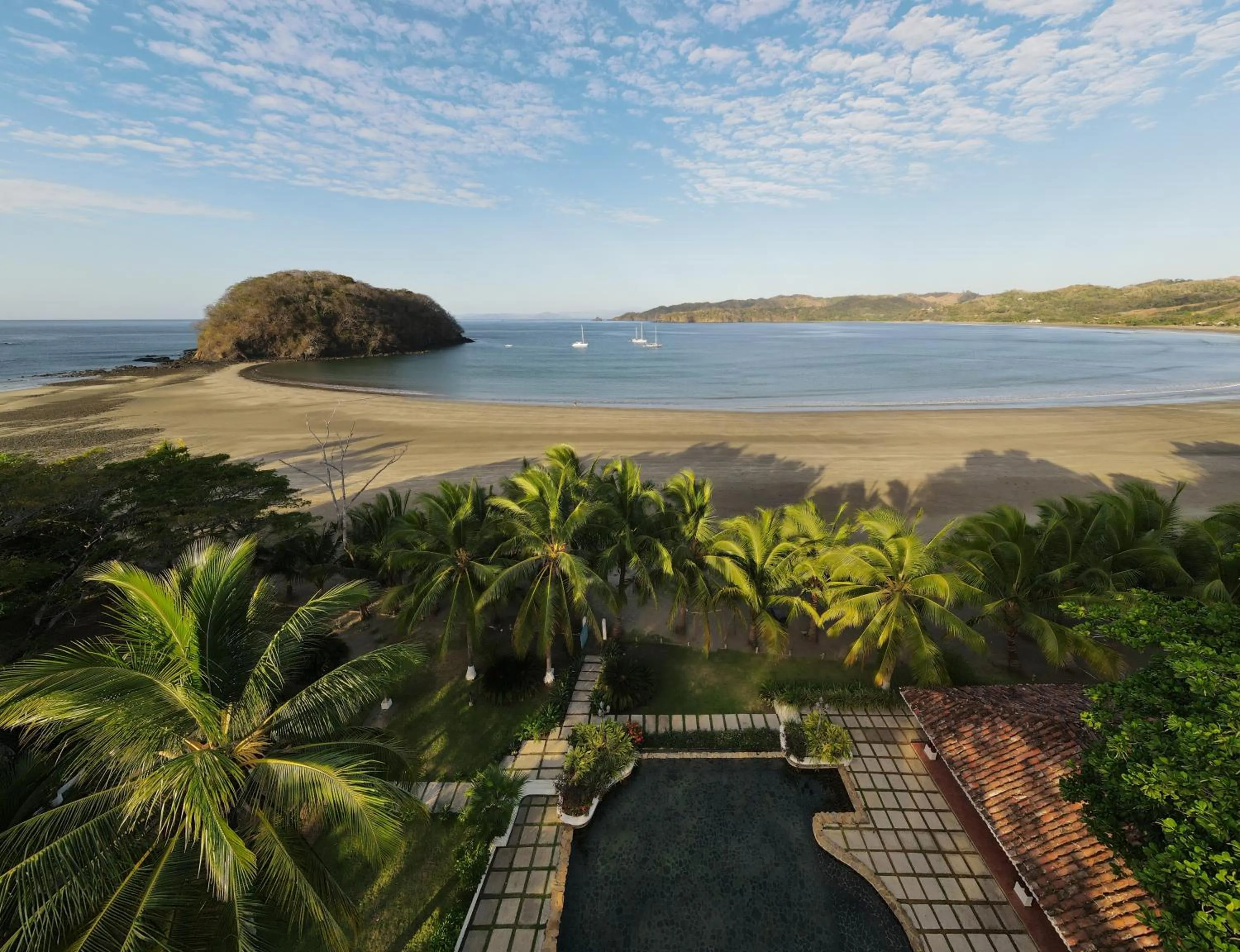 Pool view in Villa Marina Hotel