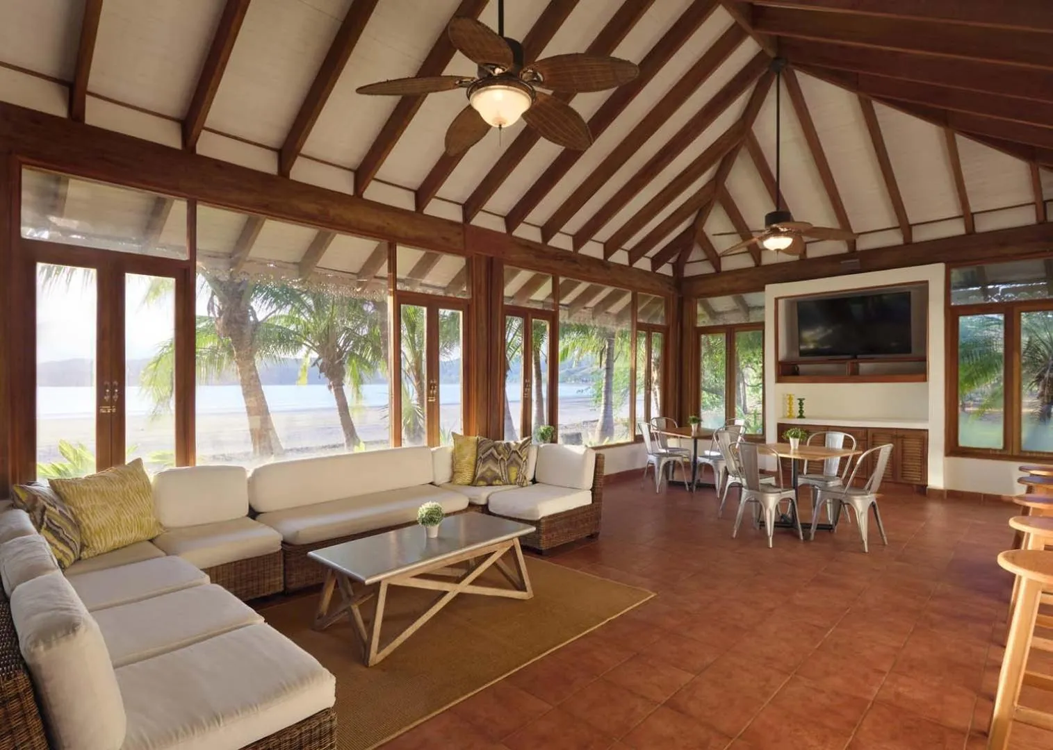 Lounge or bar in Villa Marina Lodge & Condos