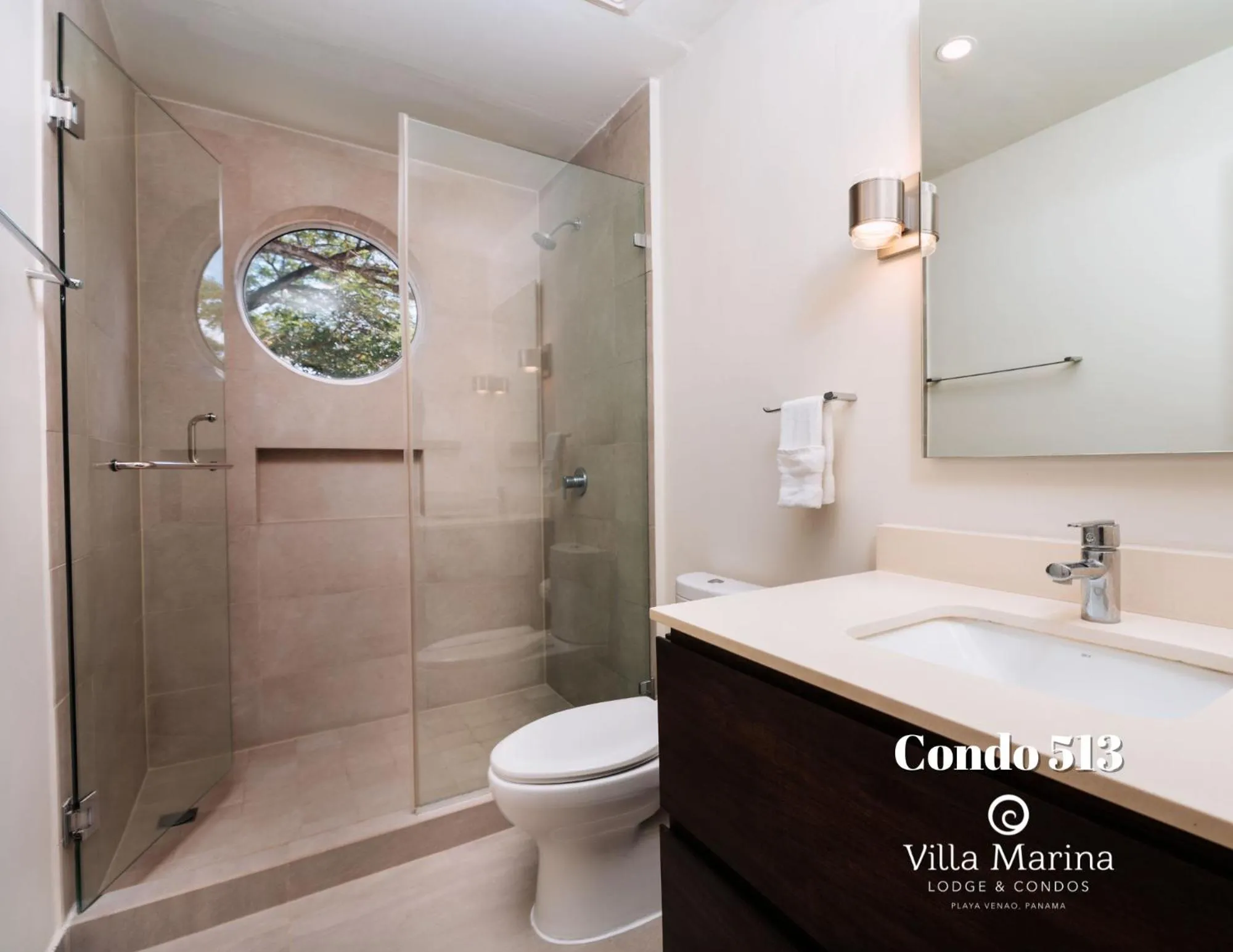 Bathroom in Villa Marina Hotel