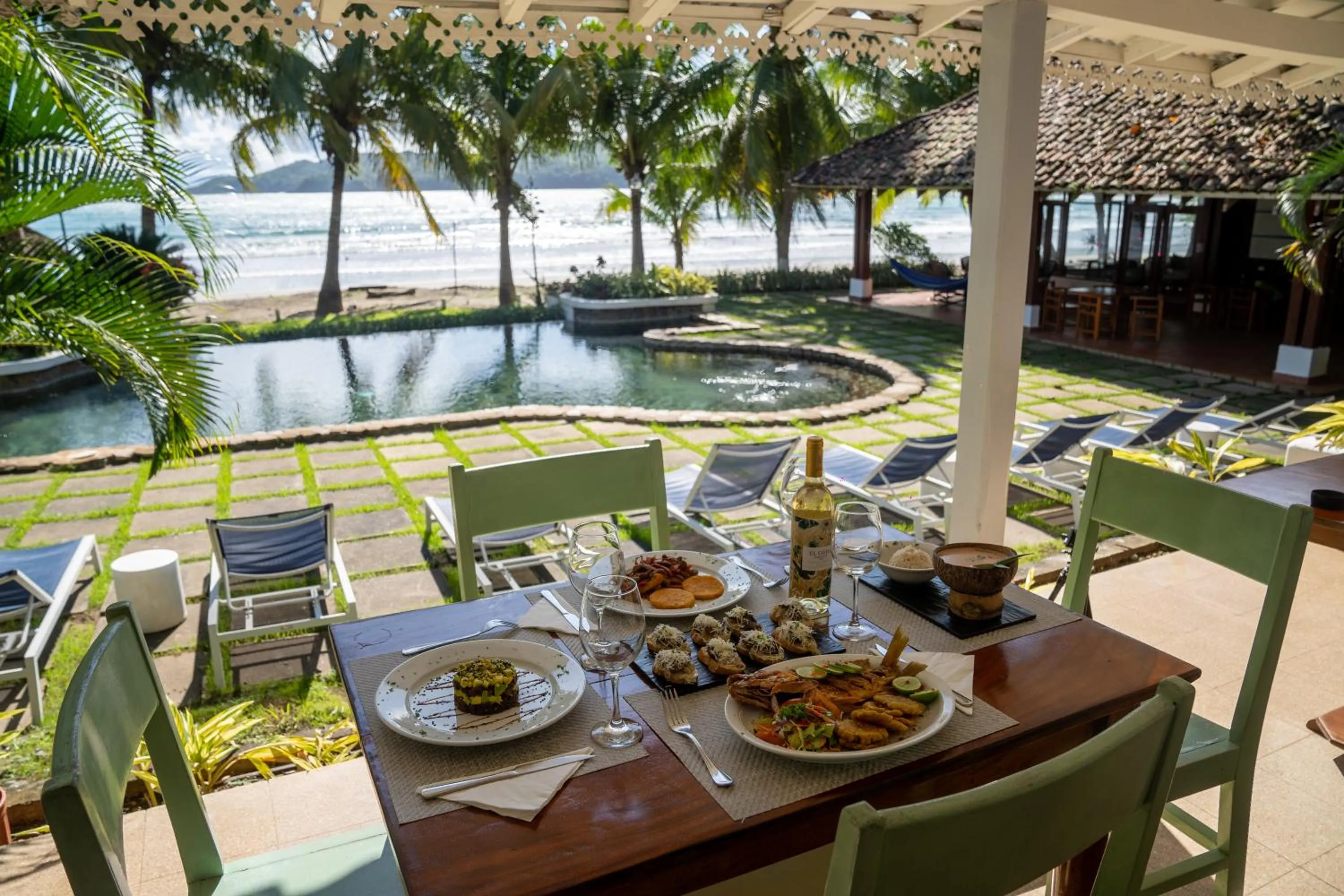 Restaurant/places to eat in Villa Marina Hotel