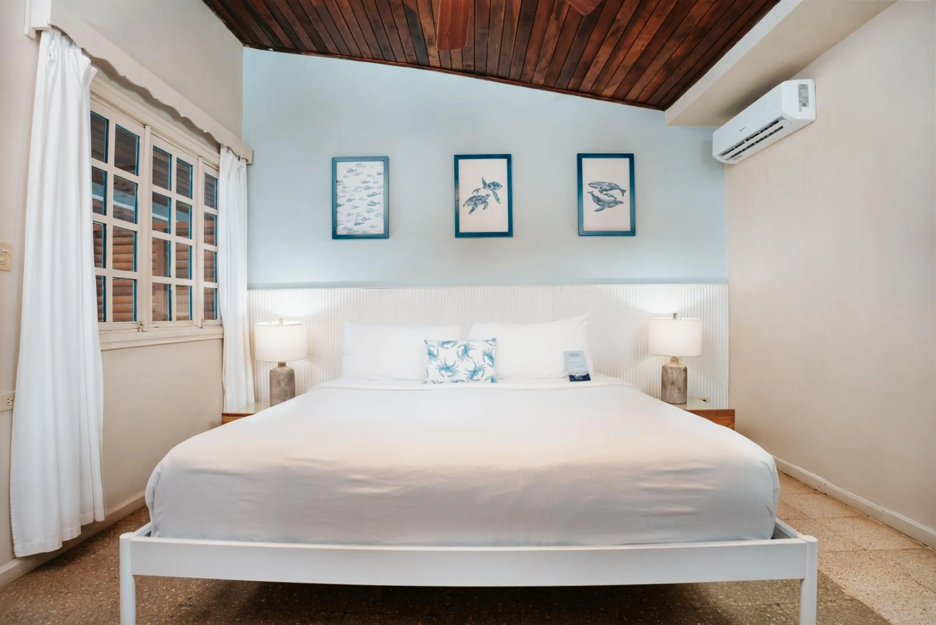 Bed in Villa Marina Hotel