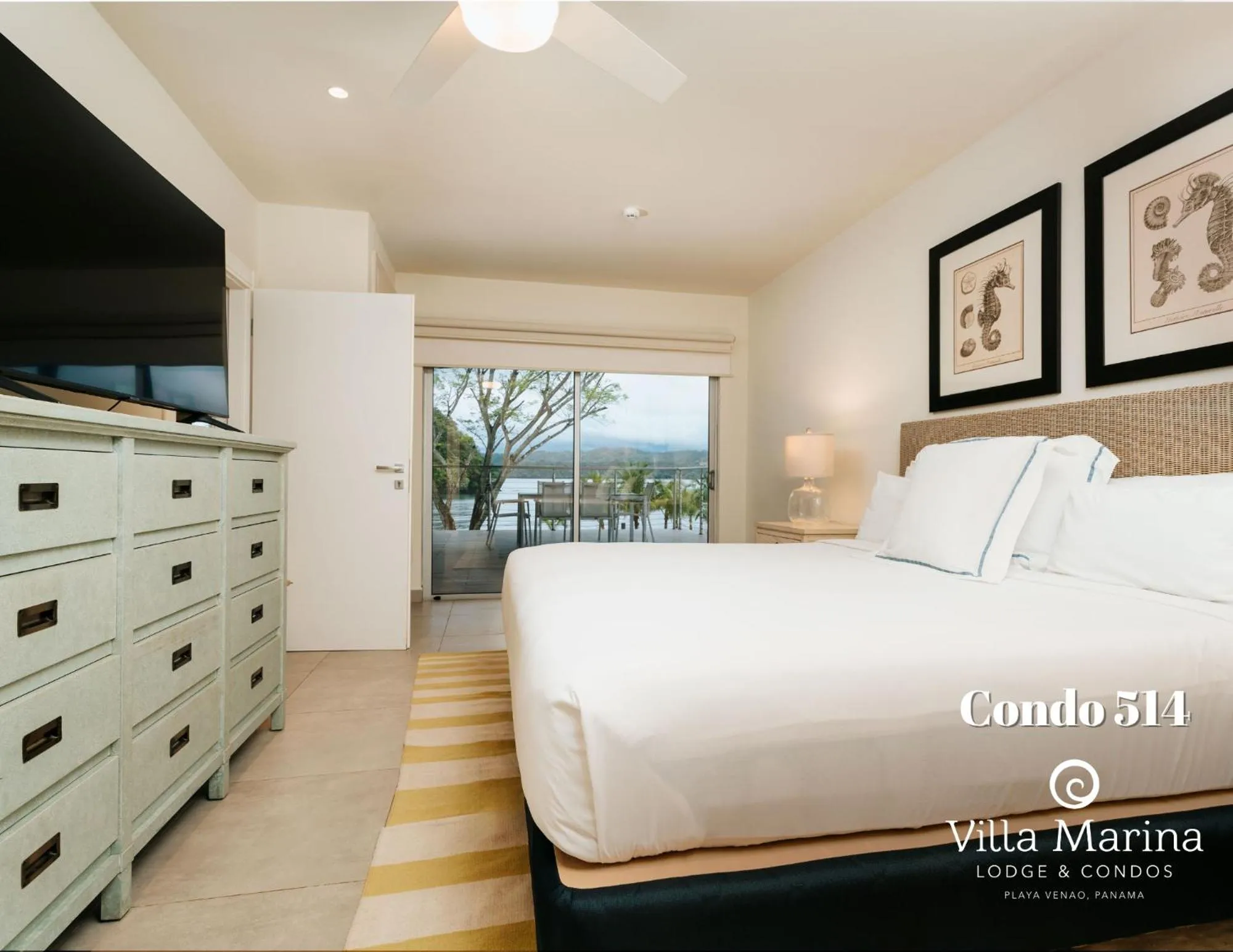 Bed in Villa Marina Hotel