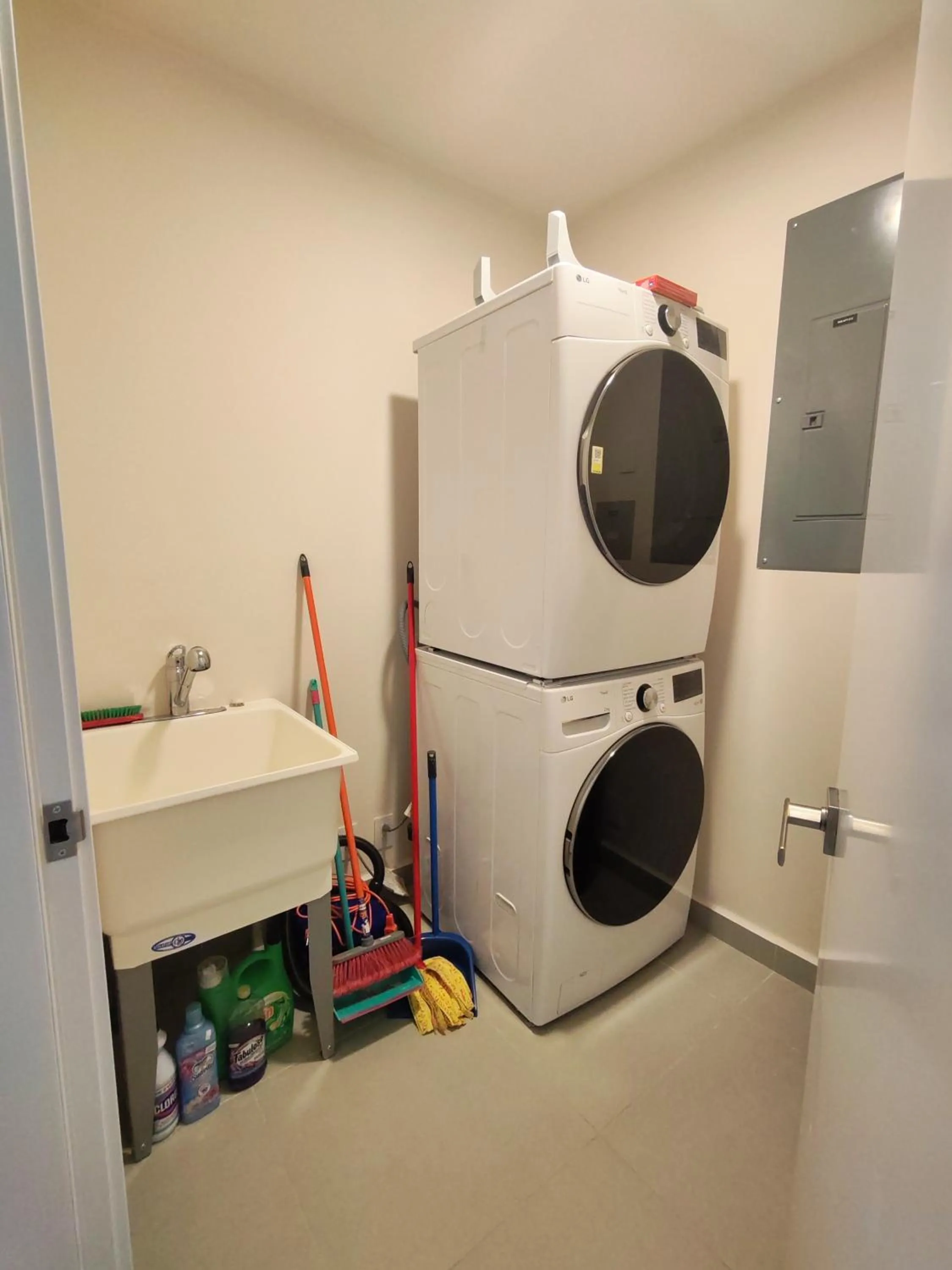 laundry in Villa Marina Hotel