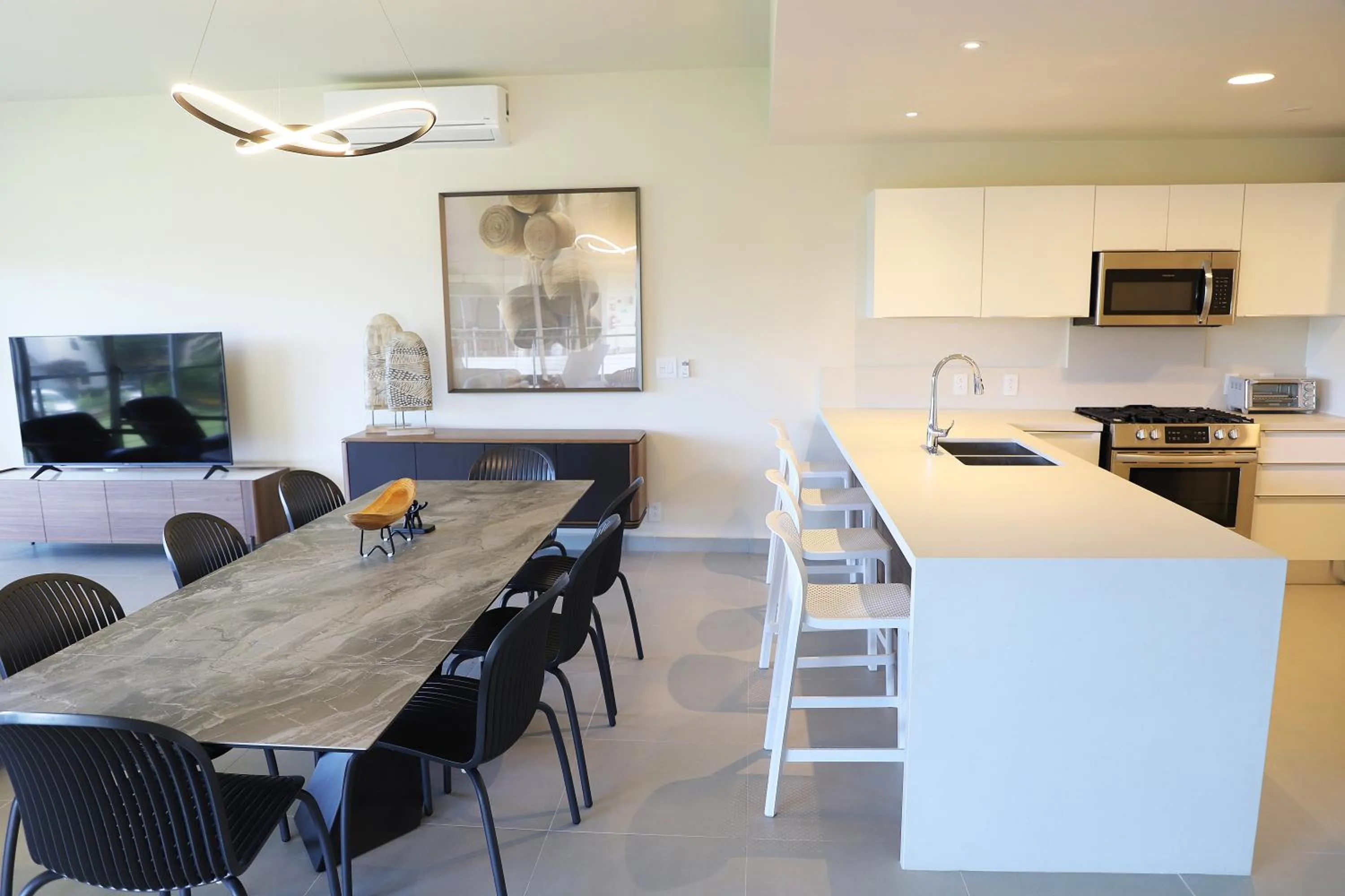 Dining area in Villa Marina Hotel