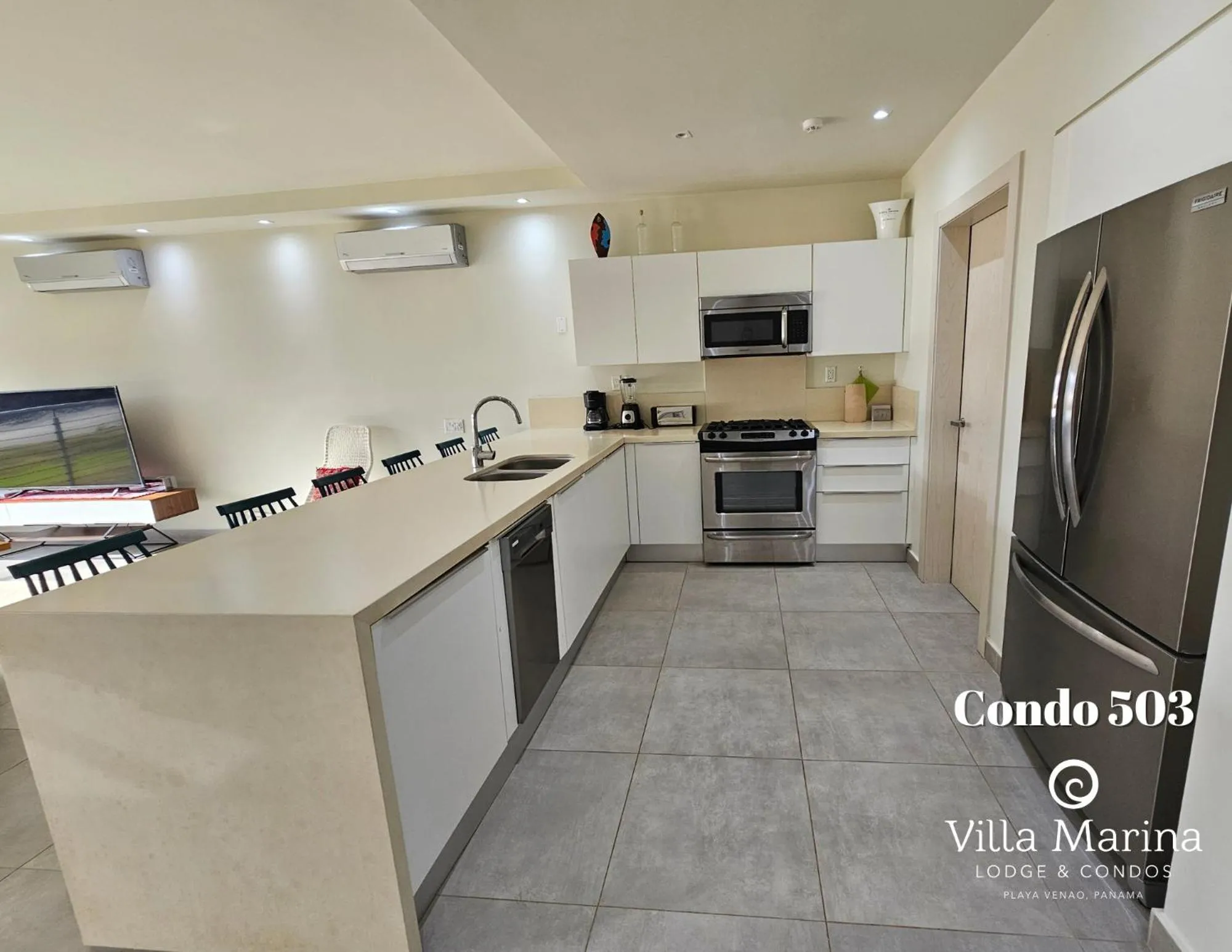 Kitchen or kitchenette in Villa Marina Hotel