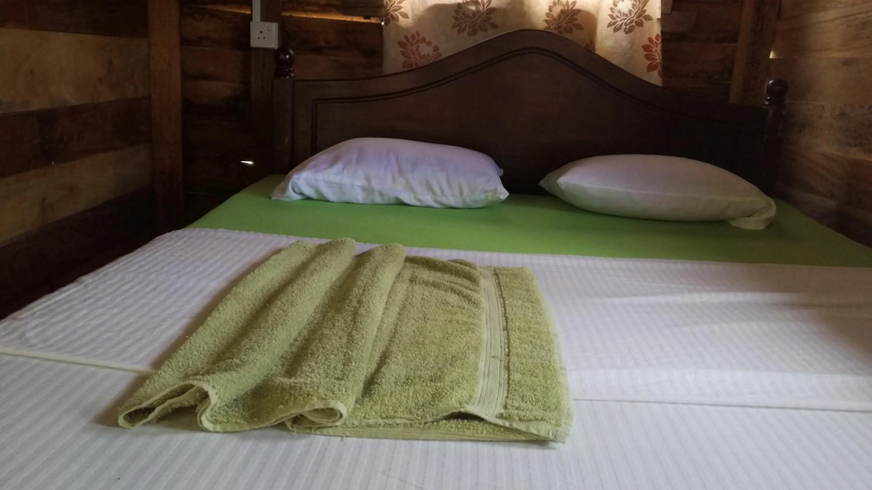 Bed in Sigiri Forest View