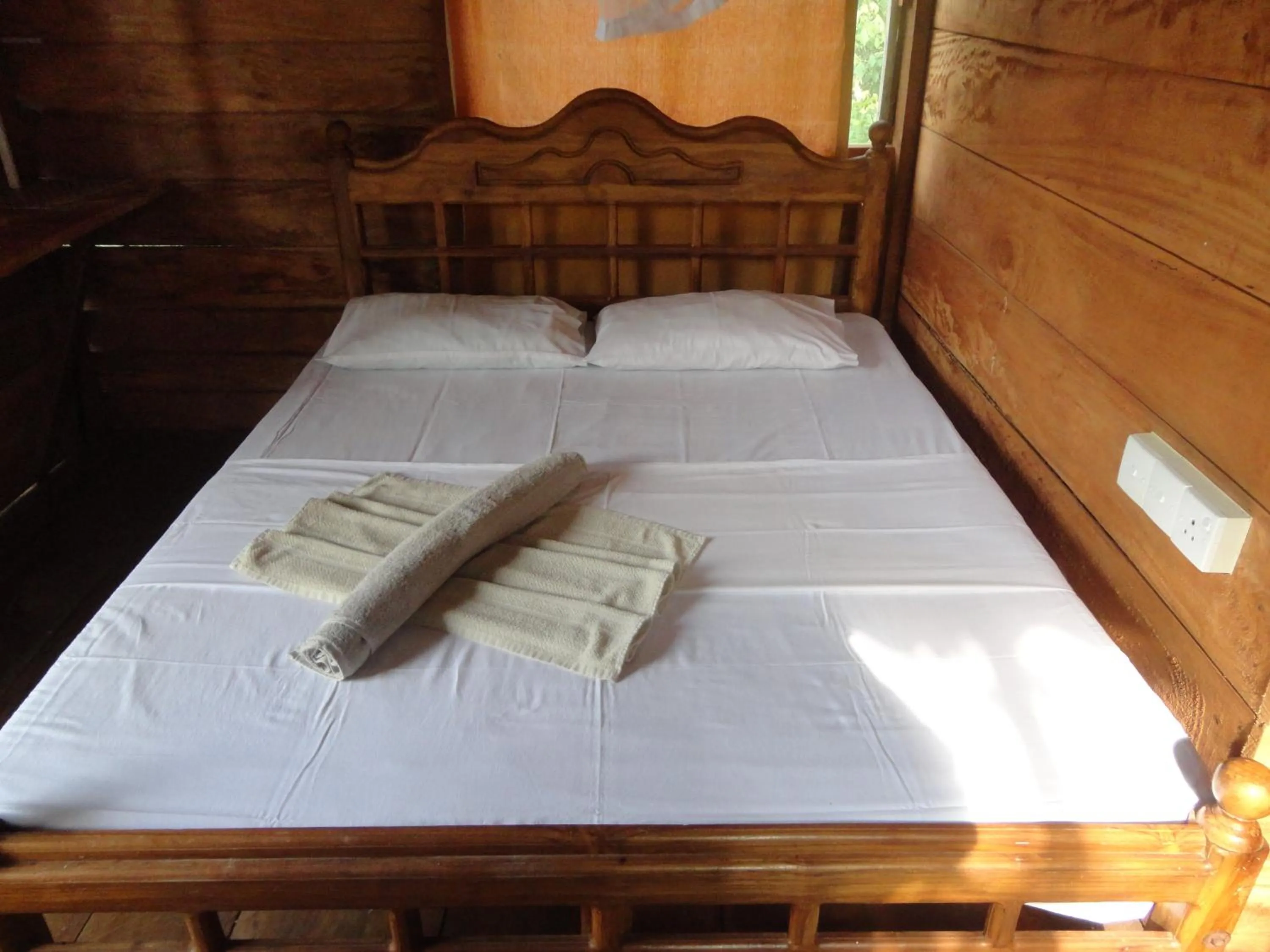 Bed in Sigiri Forest View