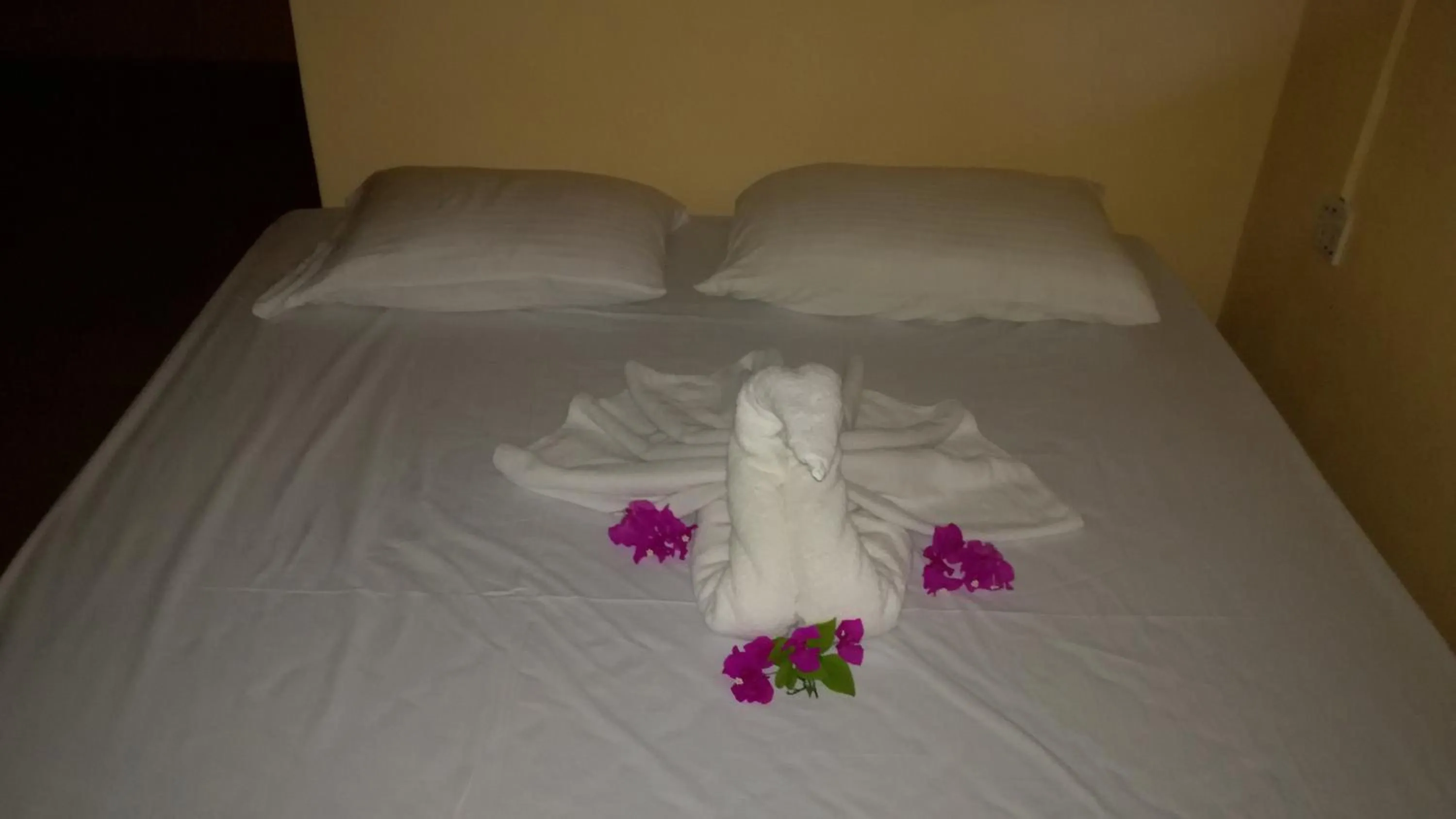 Bed in Sigiri Forest View