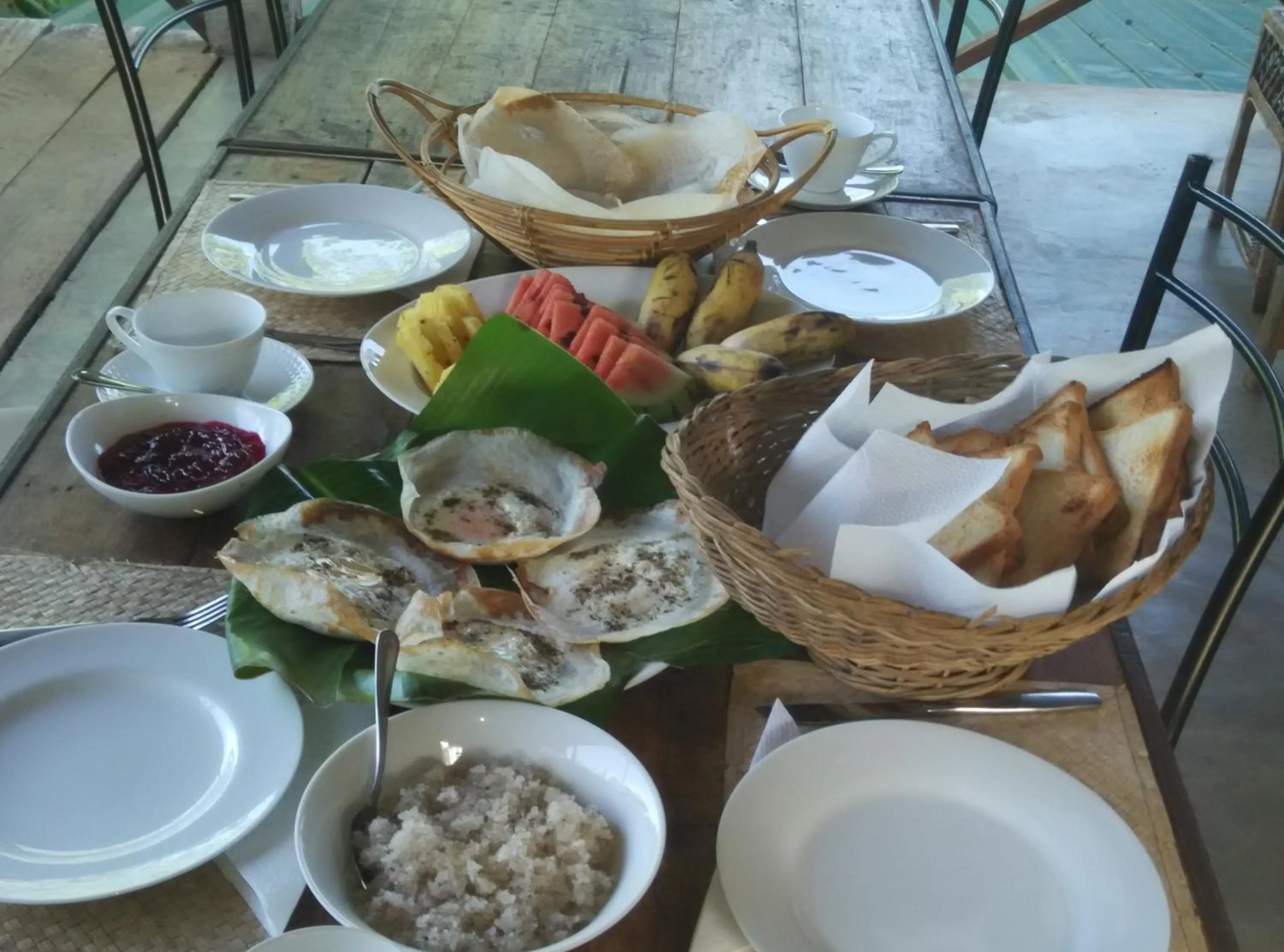 Food and drinks in Sigiri Forest View