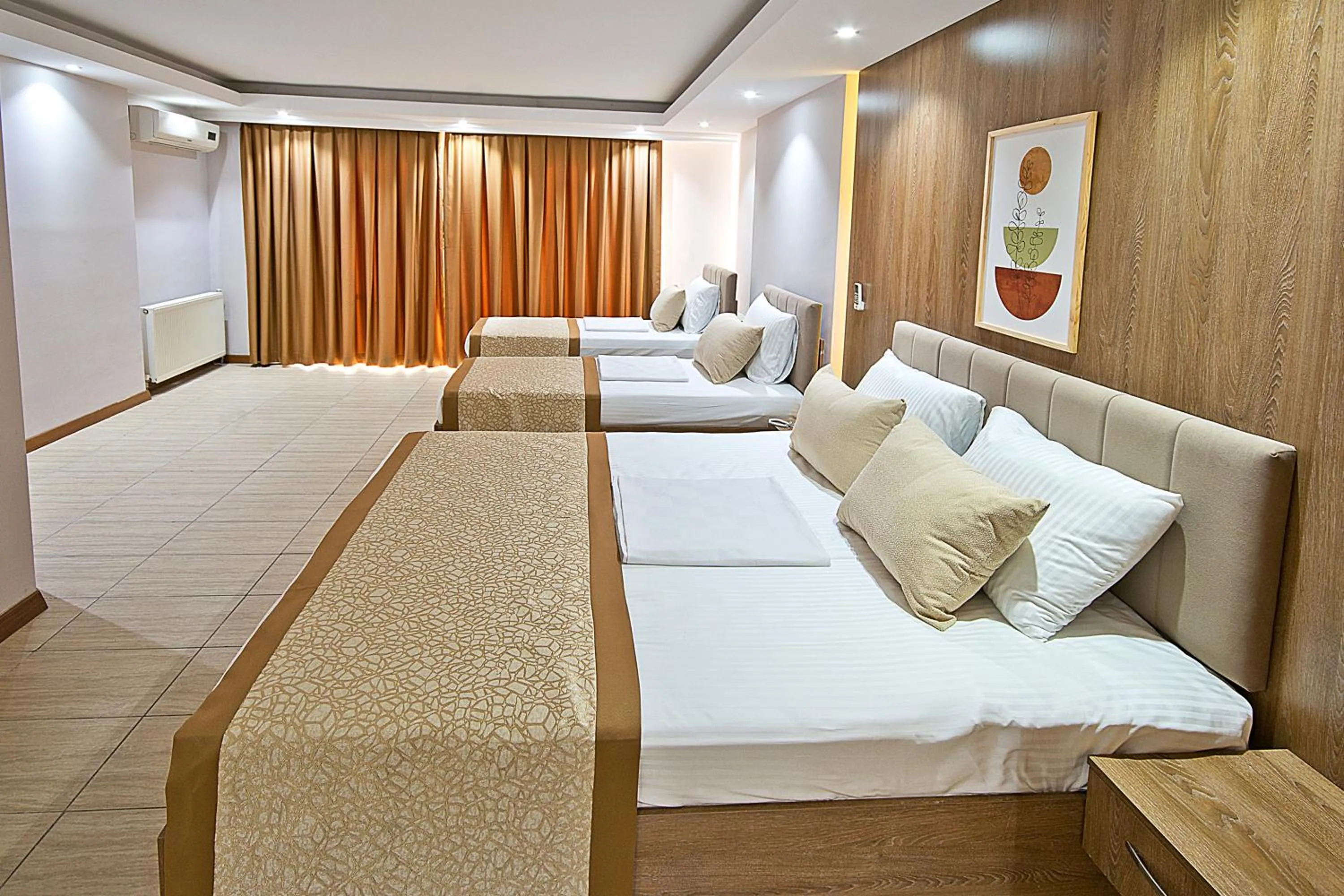 Bed in Lion City Hotel