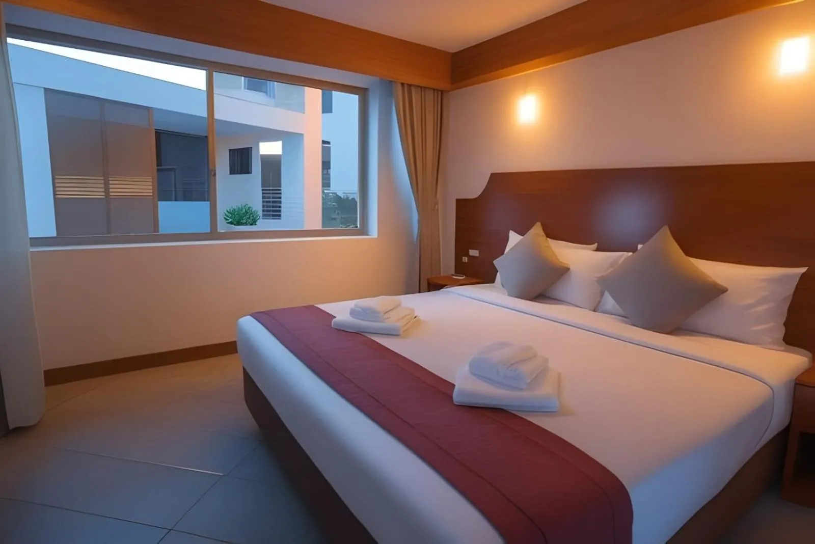 Bed in Hack Patong Beach Hotel
