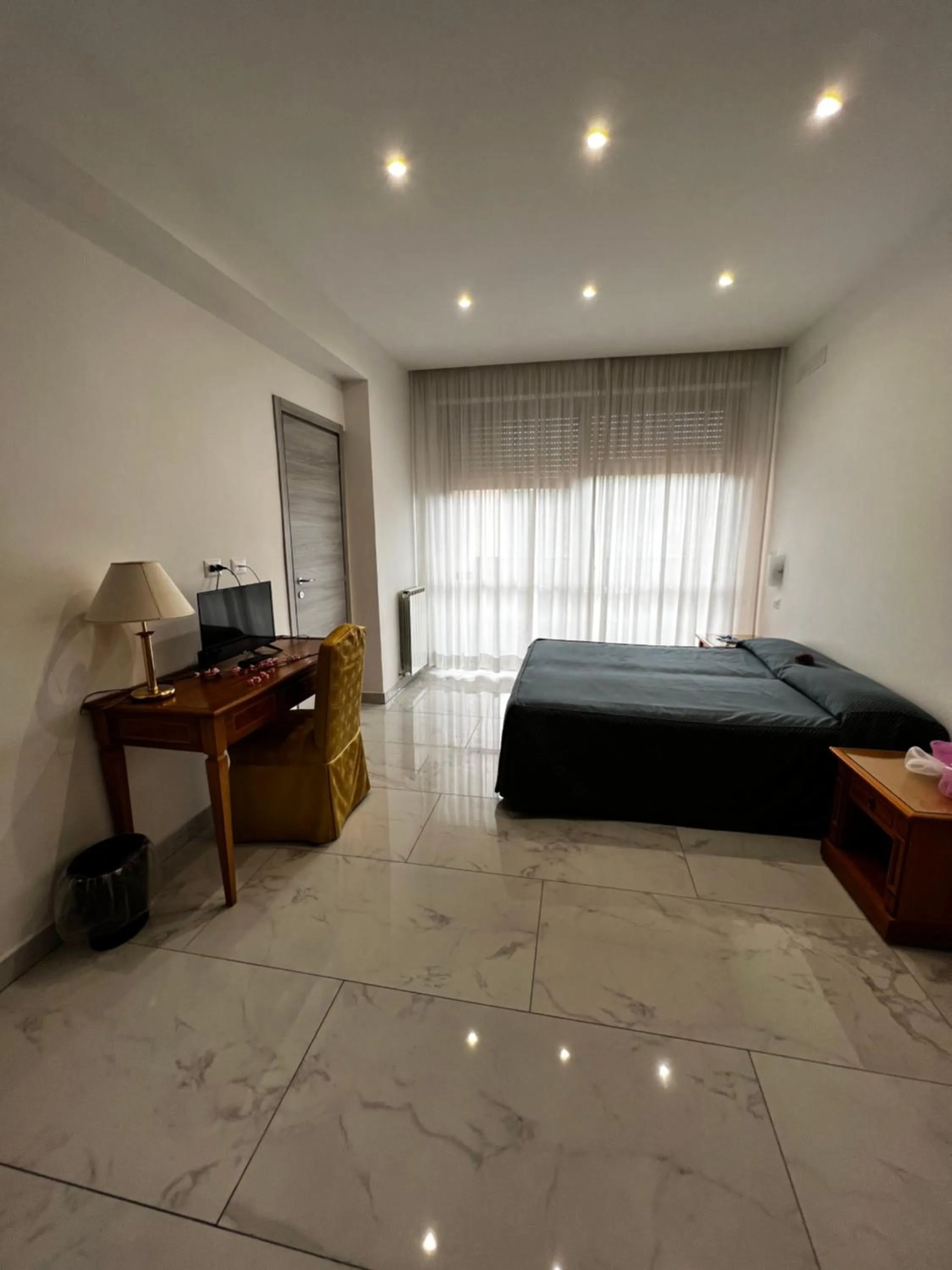 TV and multimedia in Parco Tirreno Hotel