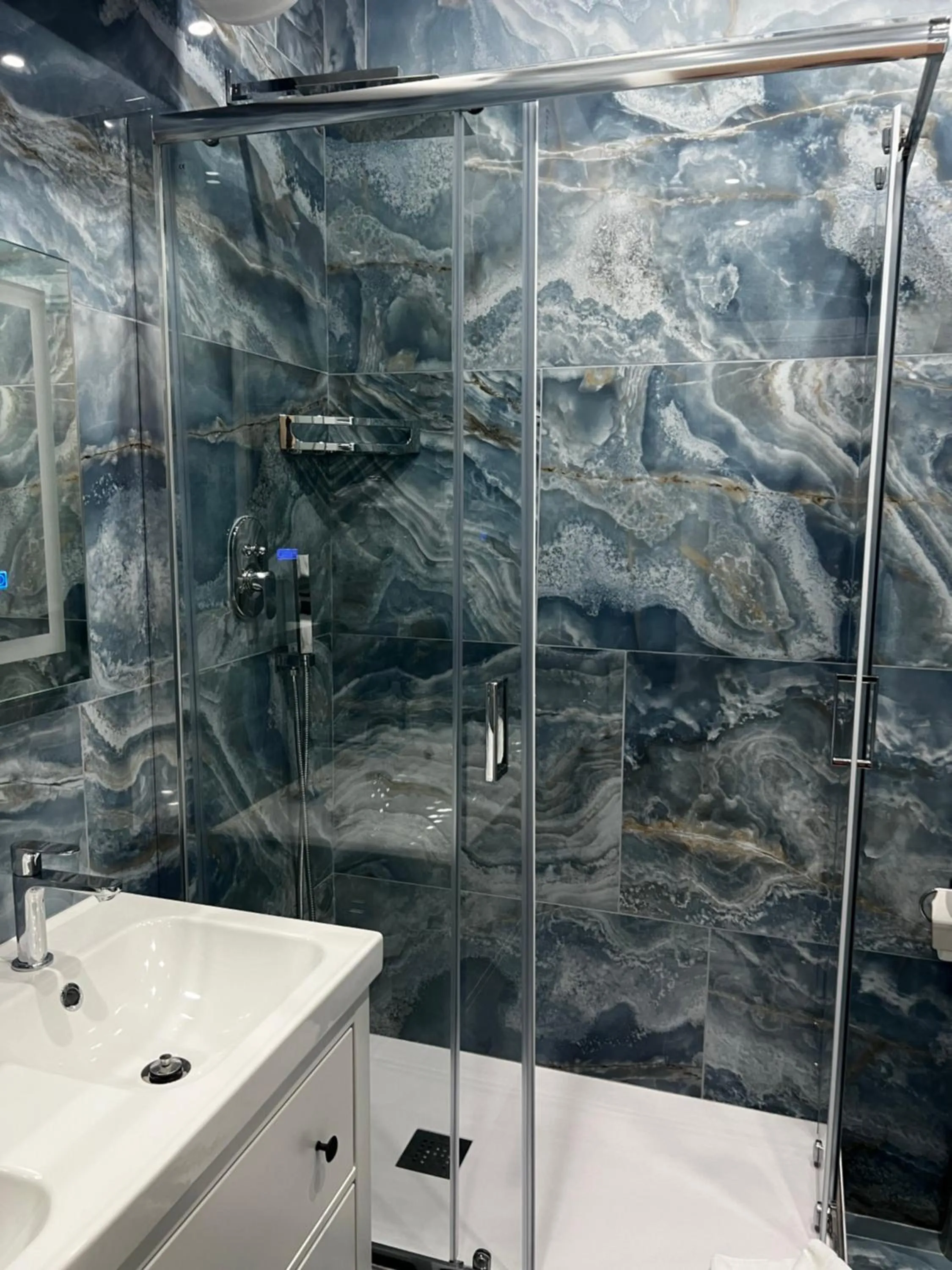 Shower in Parco Tirreno Hotel