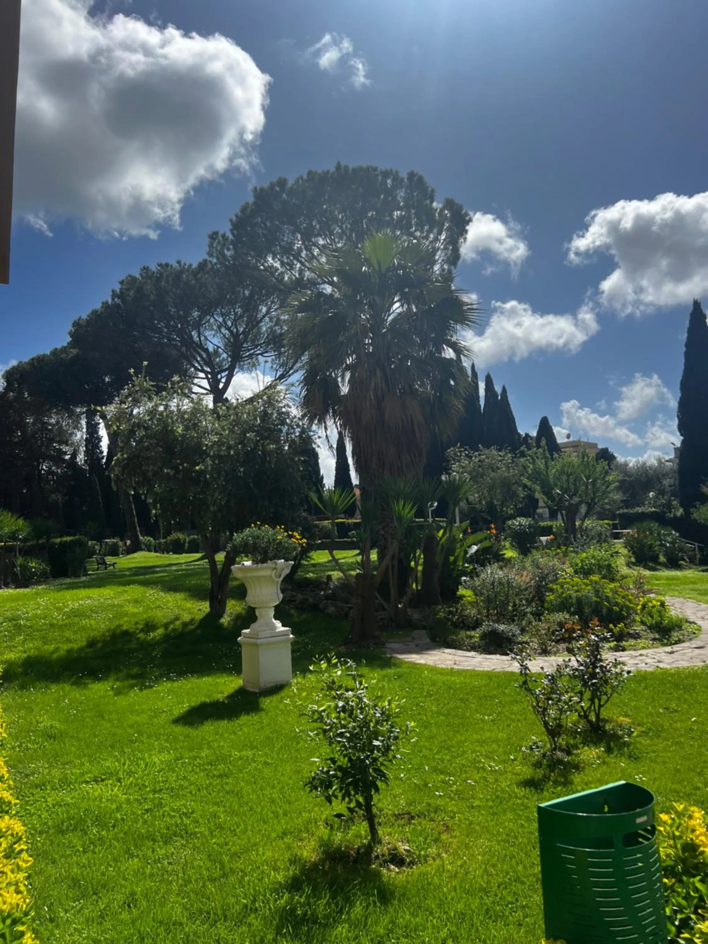 Restaurant/places to eat in Parco Tirreno Hotel