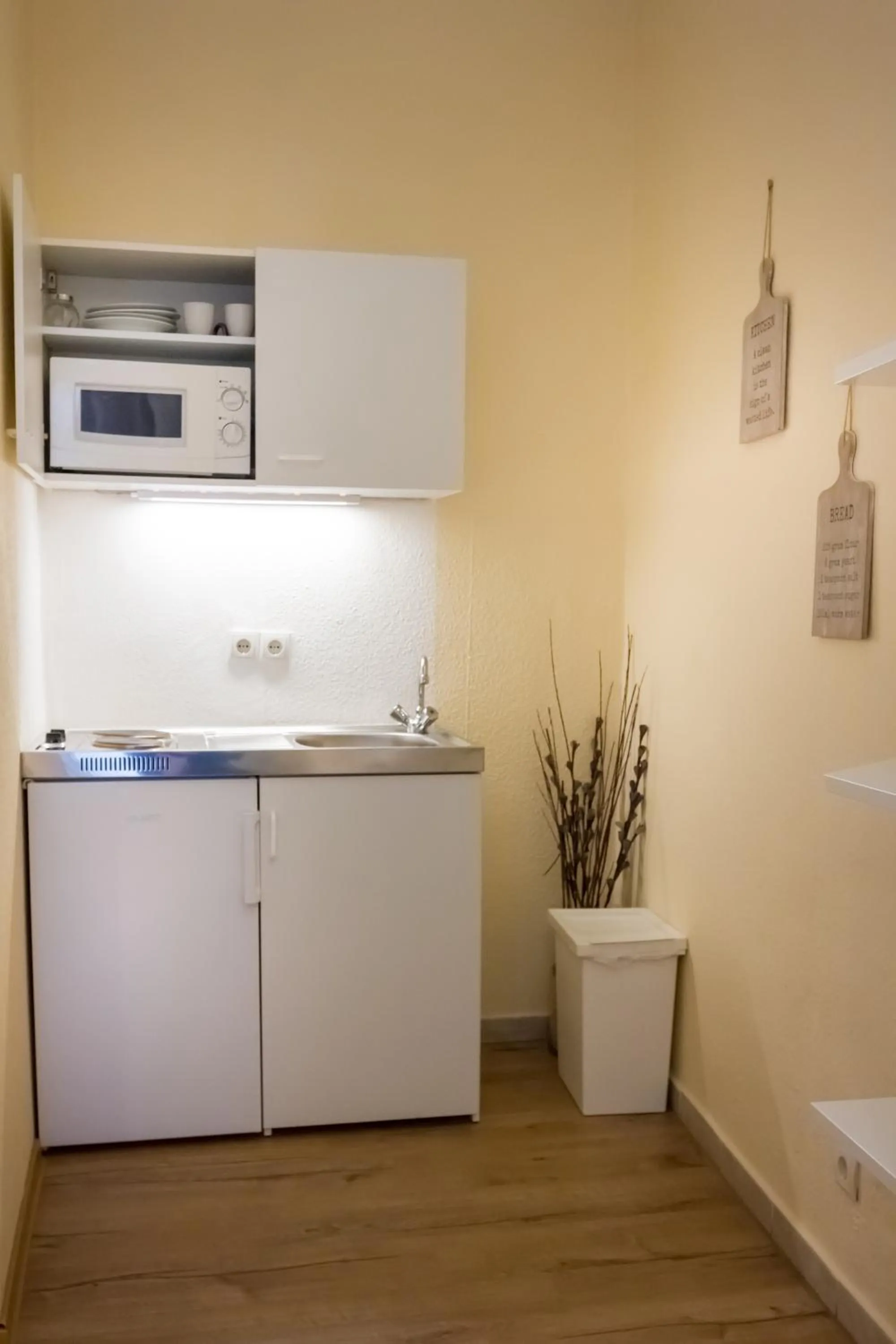 Kitchen or kitchenette in dingdong koblenz - city apartments