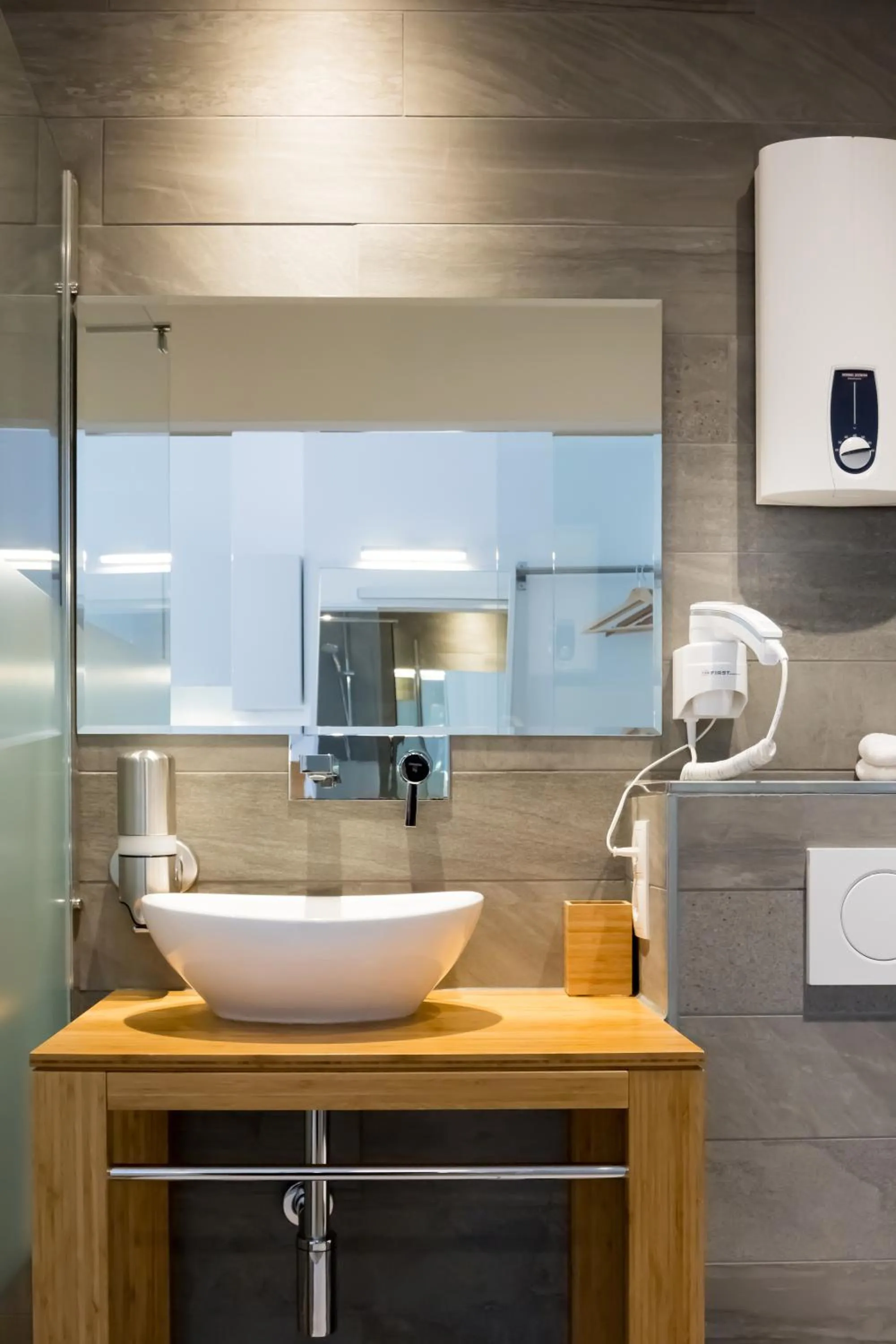 Bathroom in dingdong koblenz - city apartments