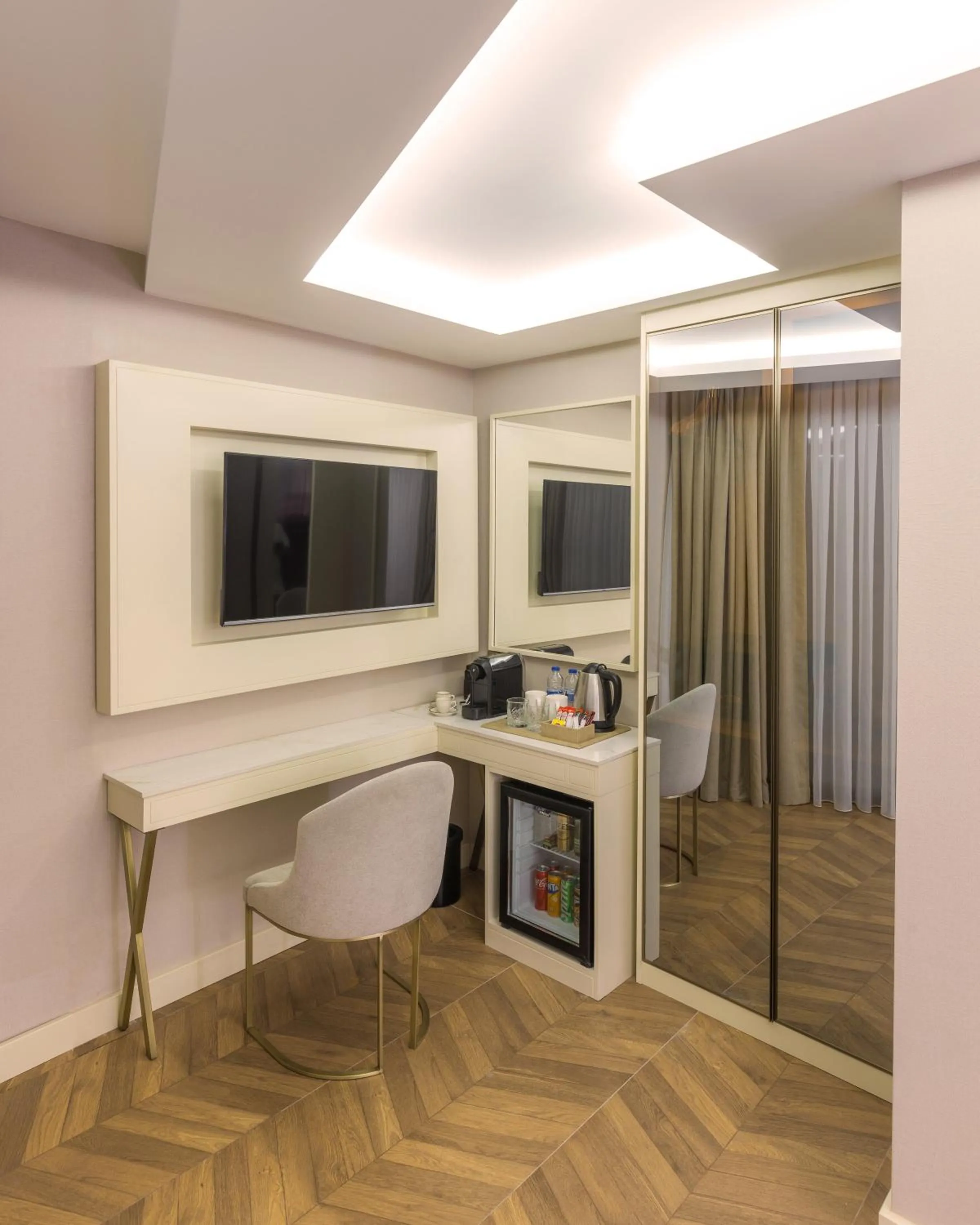 TV and multimedia in Great Fortune Concept Hotel