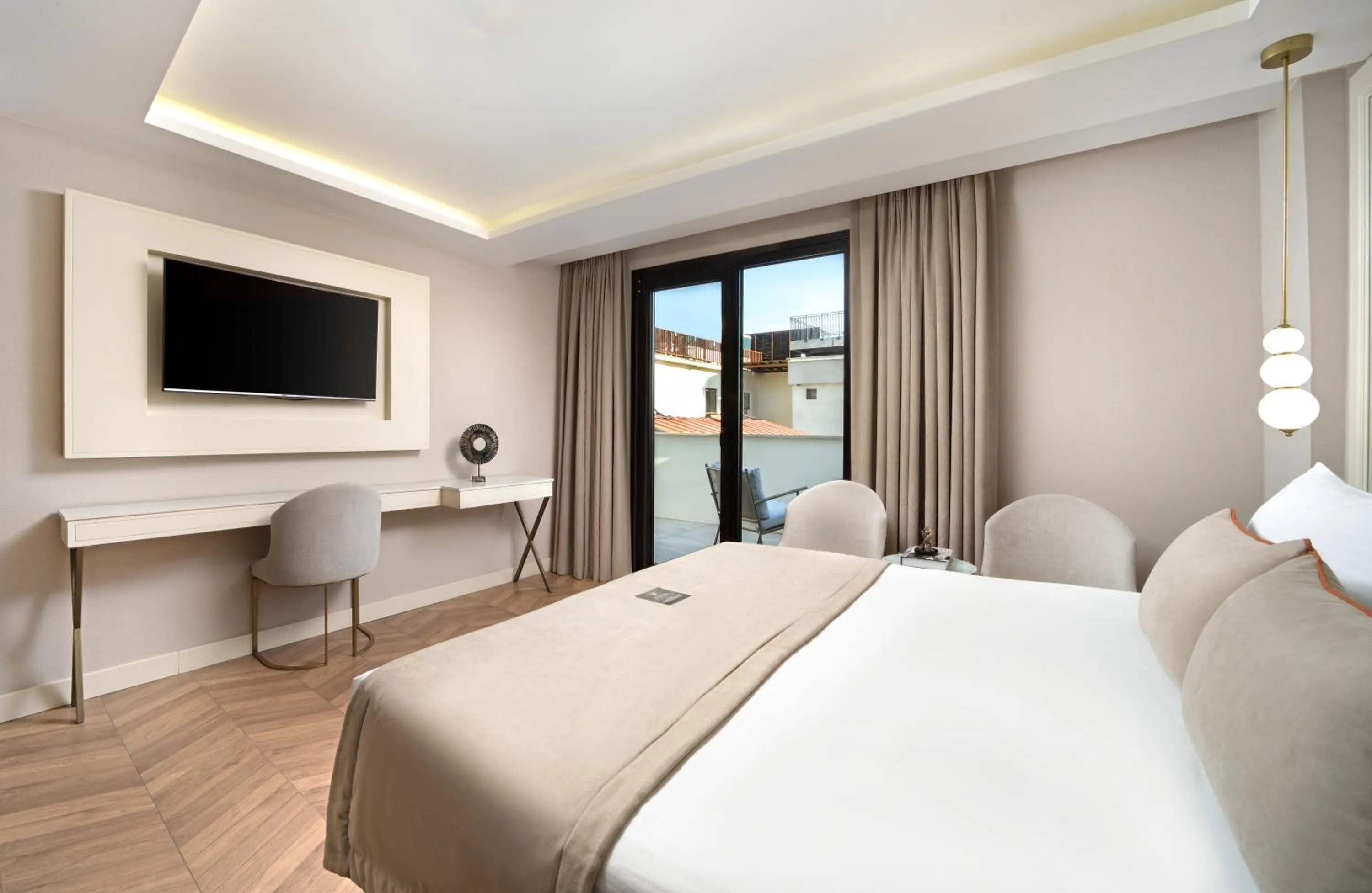 Photo of the whole room, Bed in Great Fortune Concept Hotel