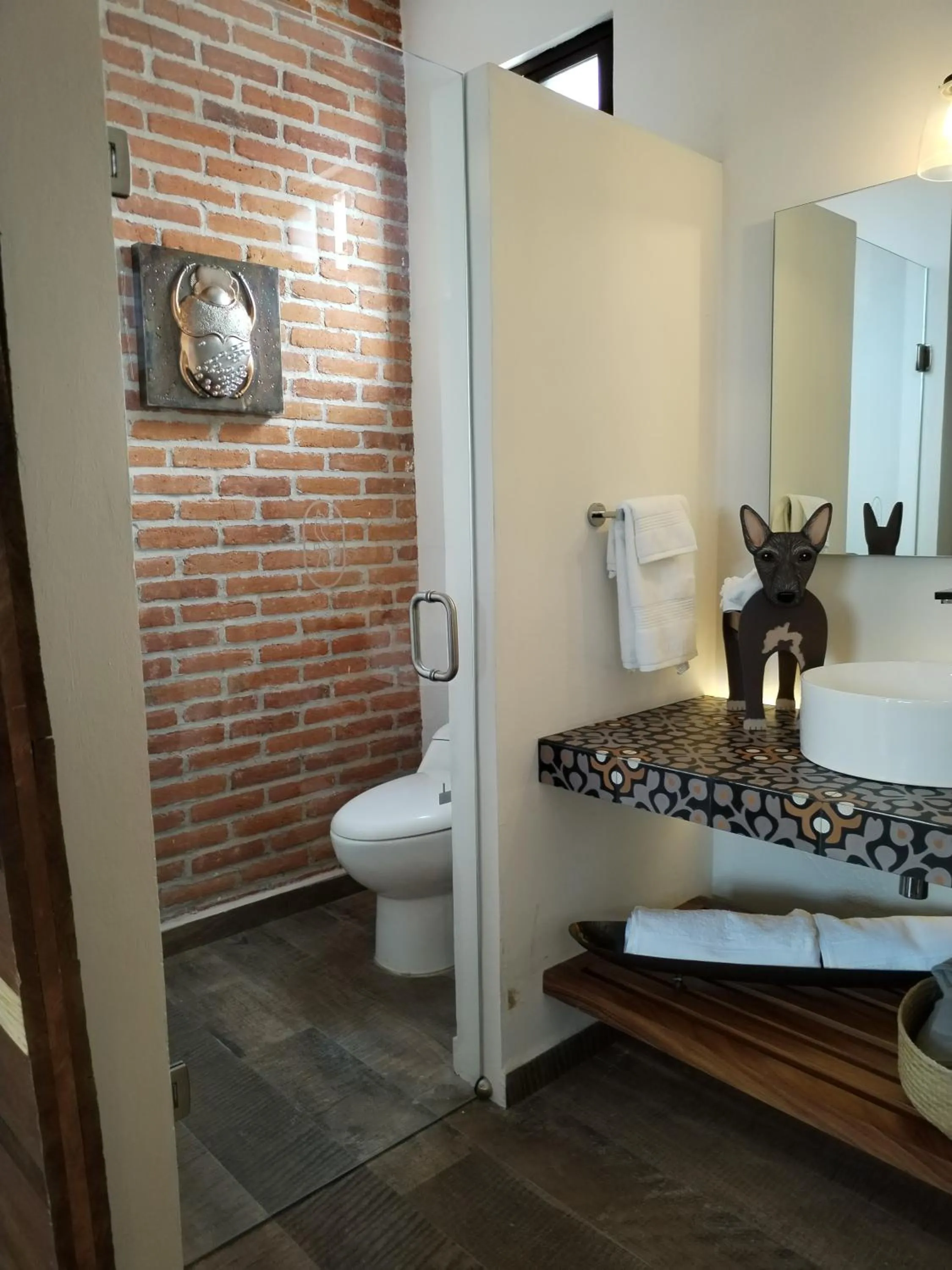 Toilet in Hotel Casa Chanehque