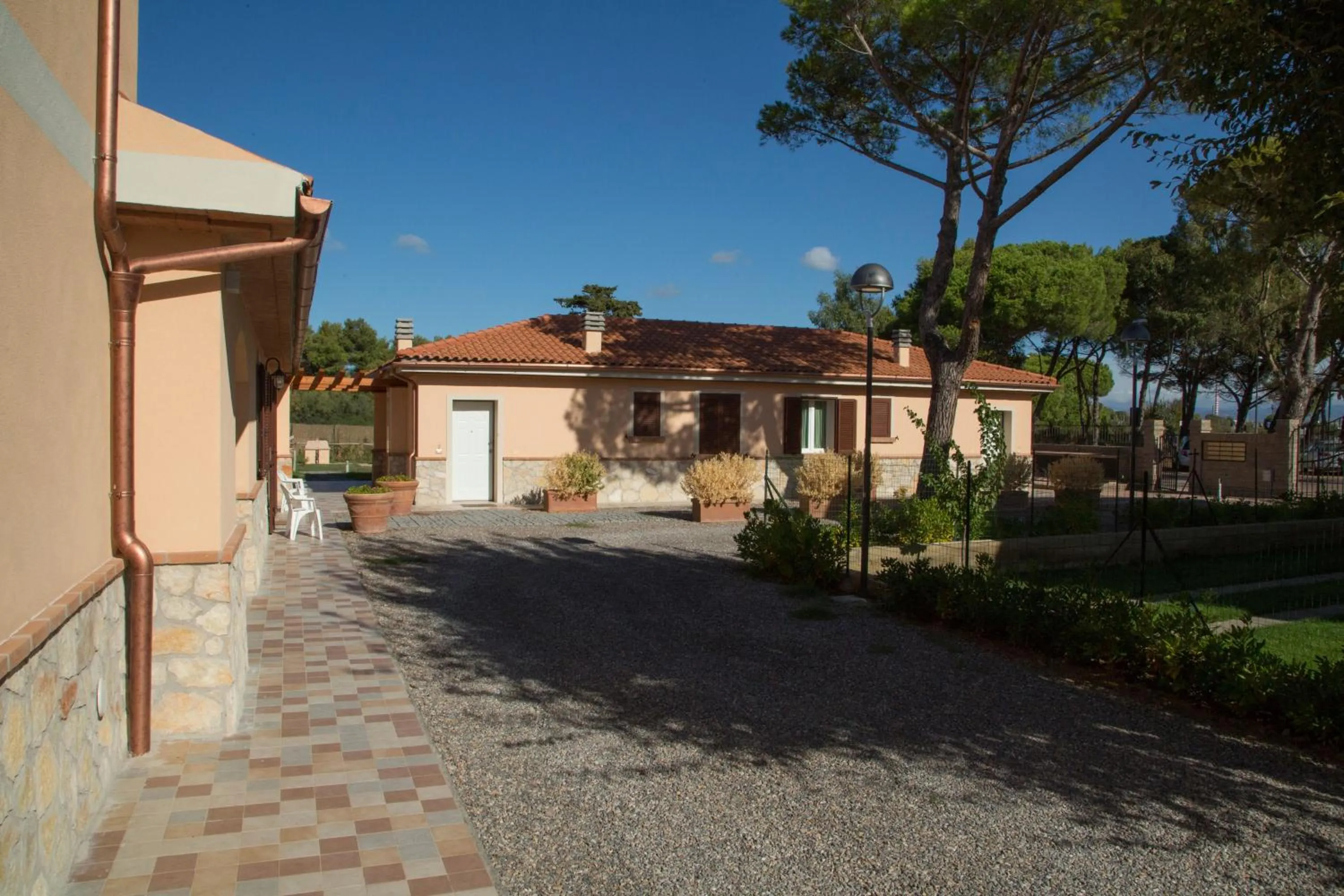 Property building in La Residenza del Golfo