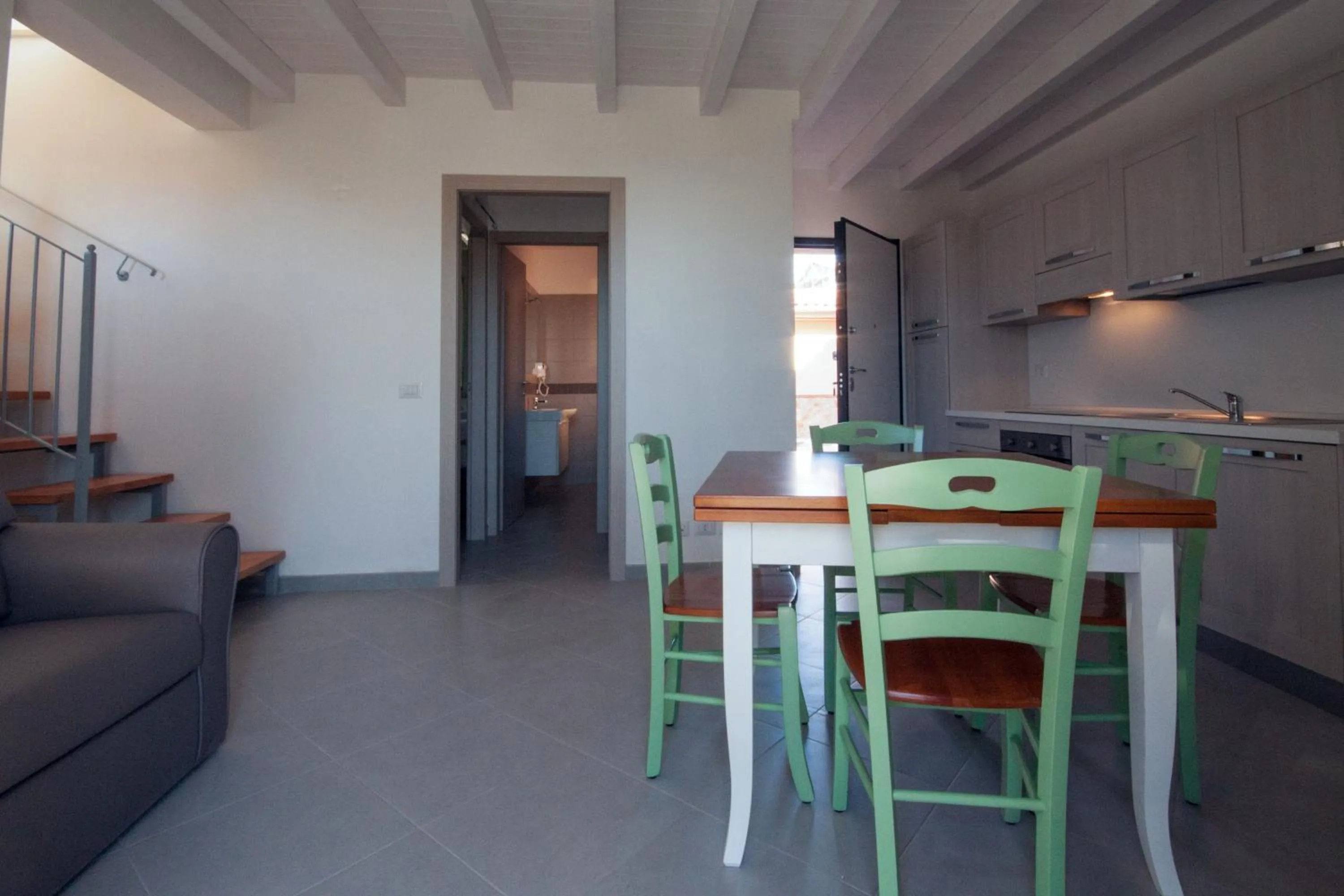 Kitchen or kitchenette in La Residenza del Golfo