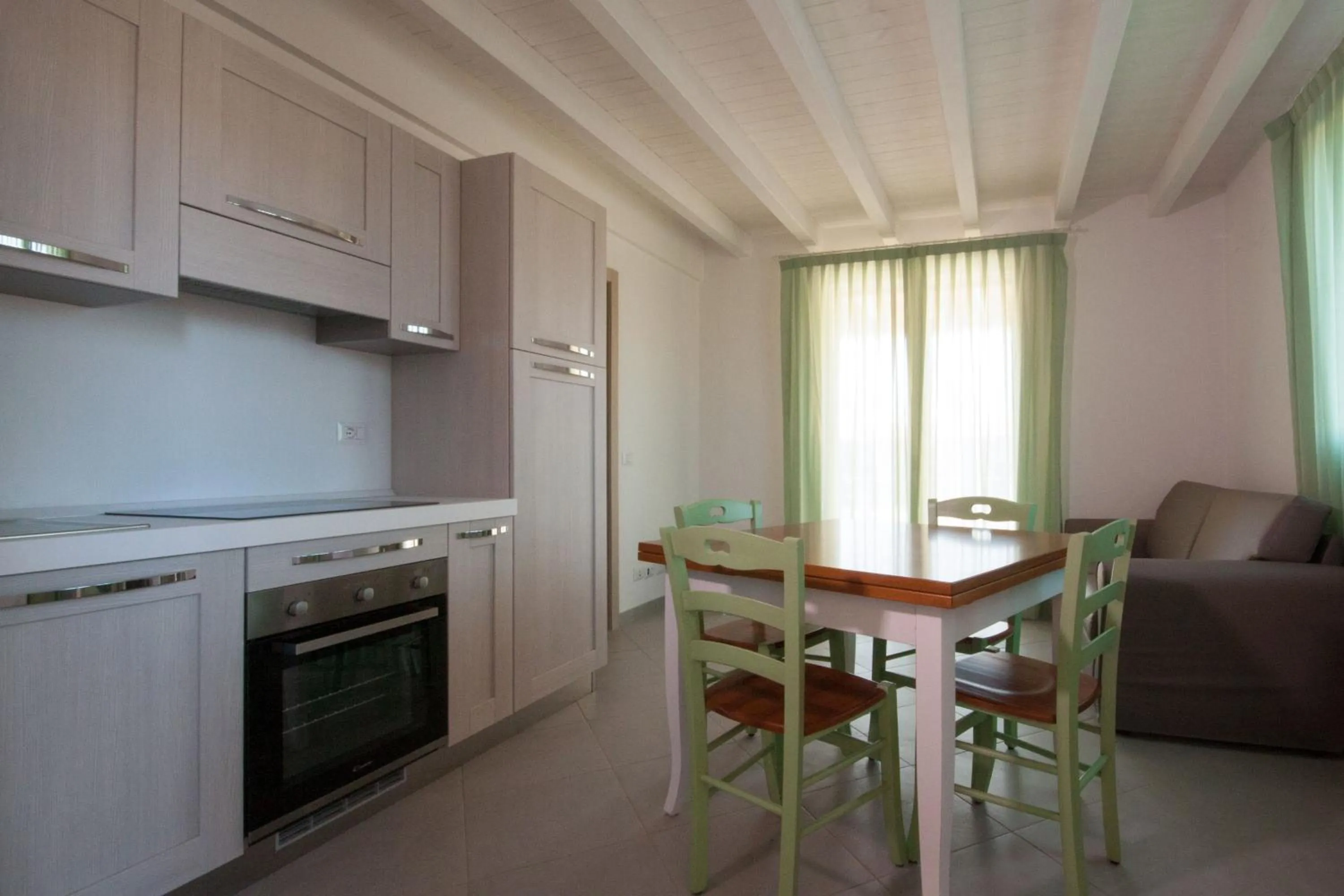 Kitchen or kitchenette in La Residenza del Golfo