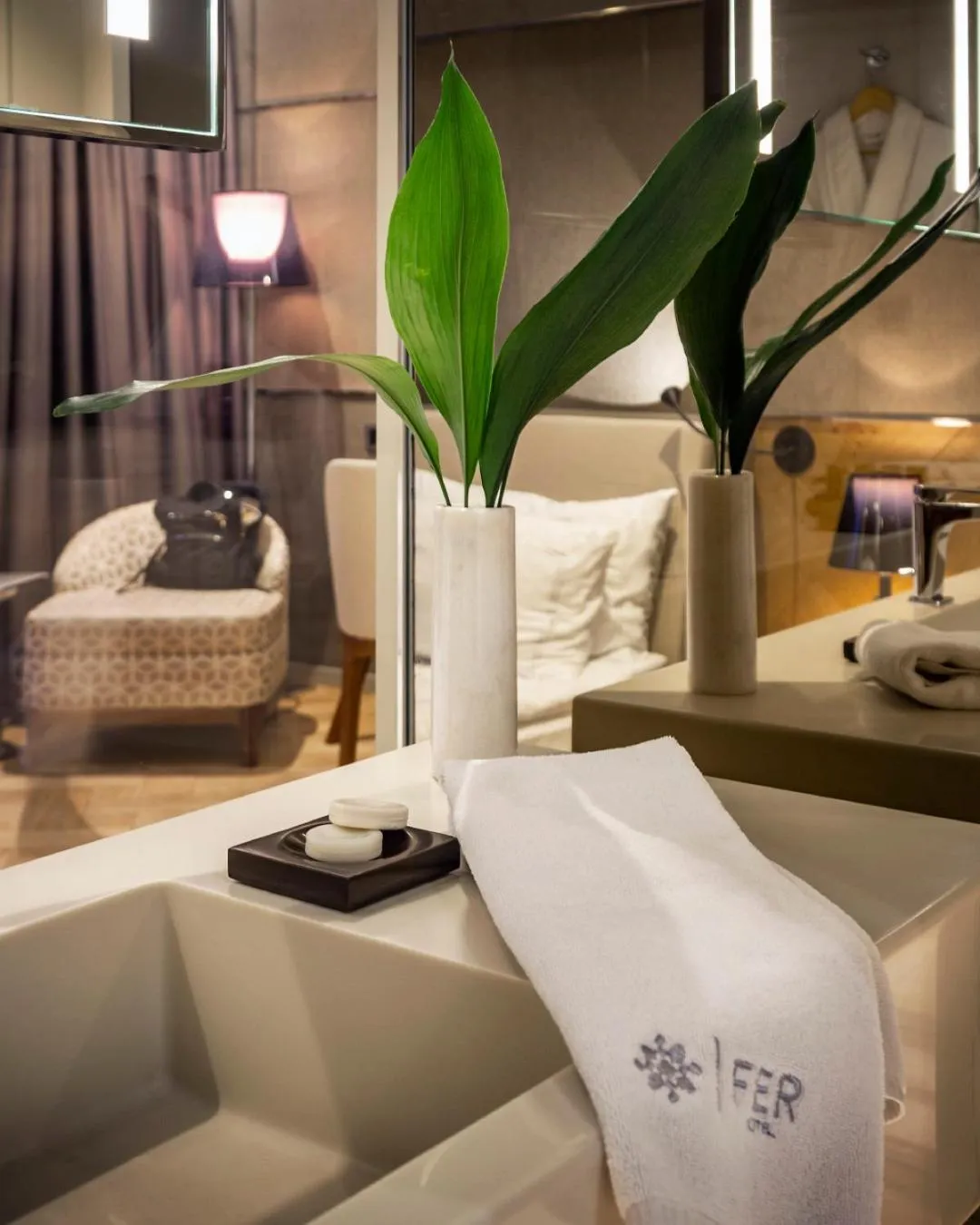 Bathroom in Fer Hotel