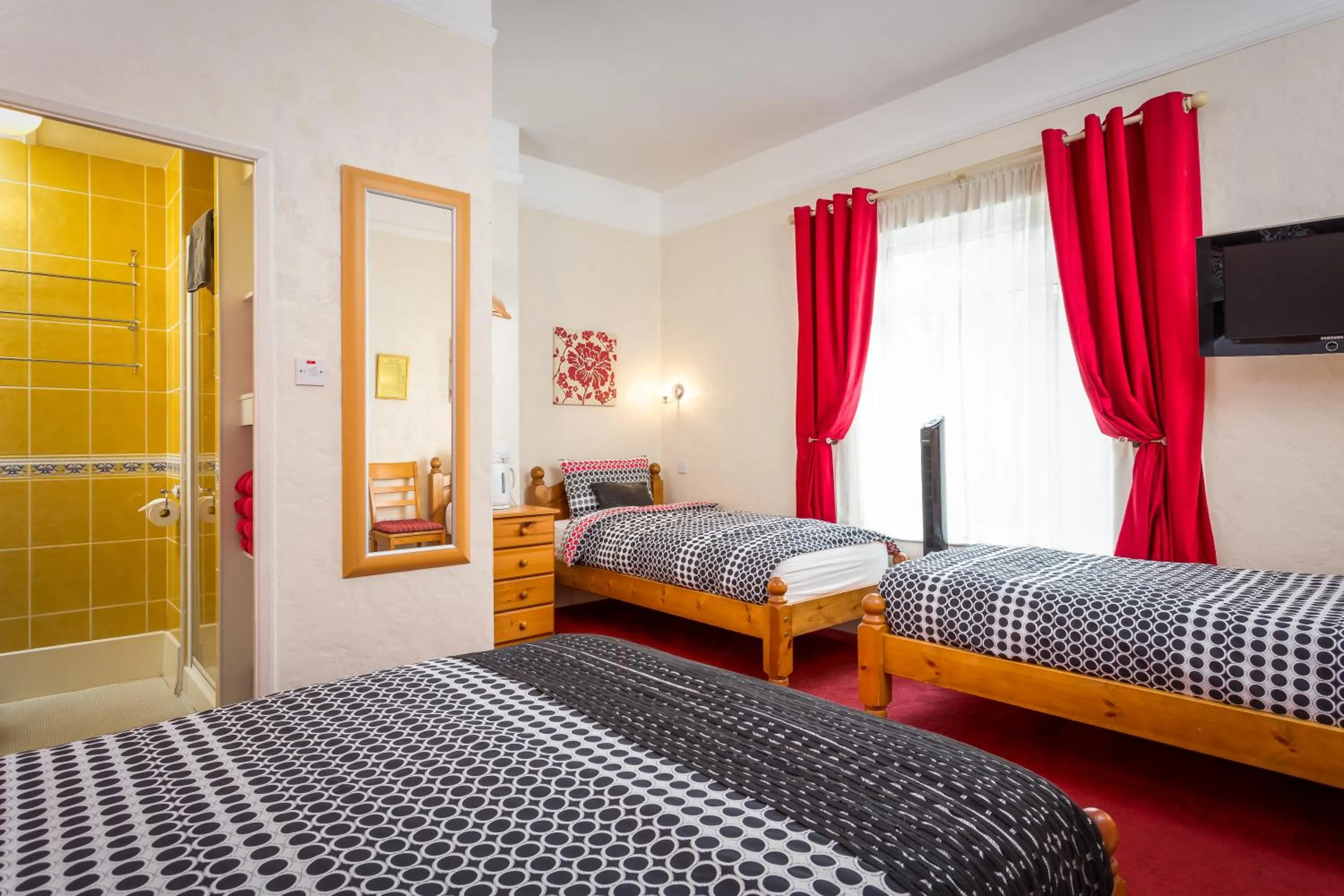 Bedroom in Arden Park Ensuite Rooms