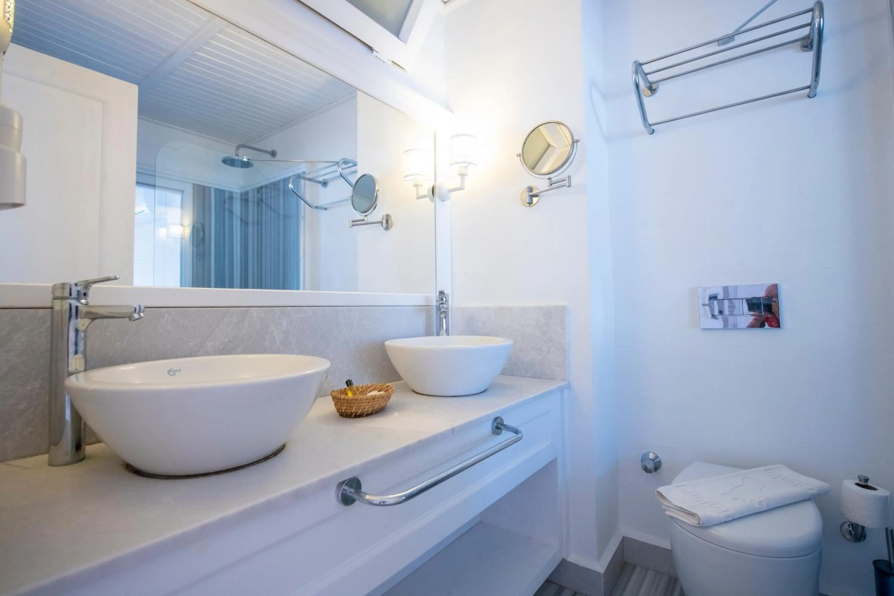 Deluxe Double or Twin Room - single occupancy in La Boutique Maya