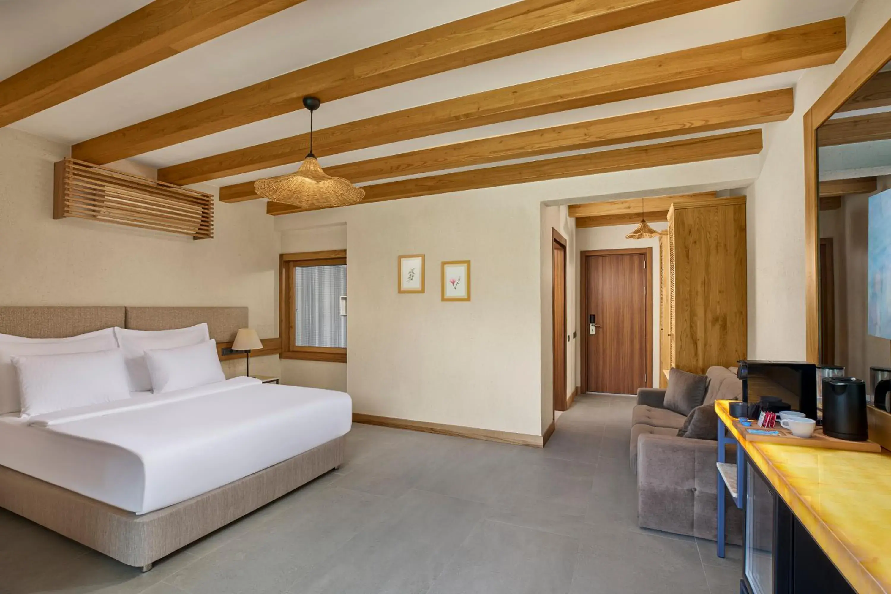 Deluxe Double or Twin Room with Pool Access in La Boutique Maya Deluxe Double or Twin Room with Pool Access in La Boutique Maya